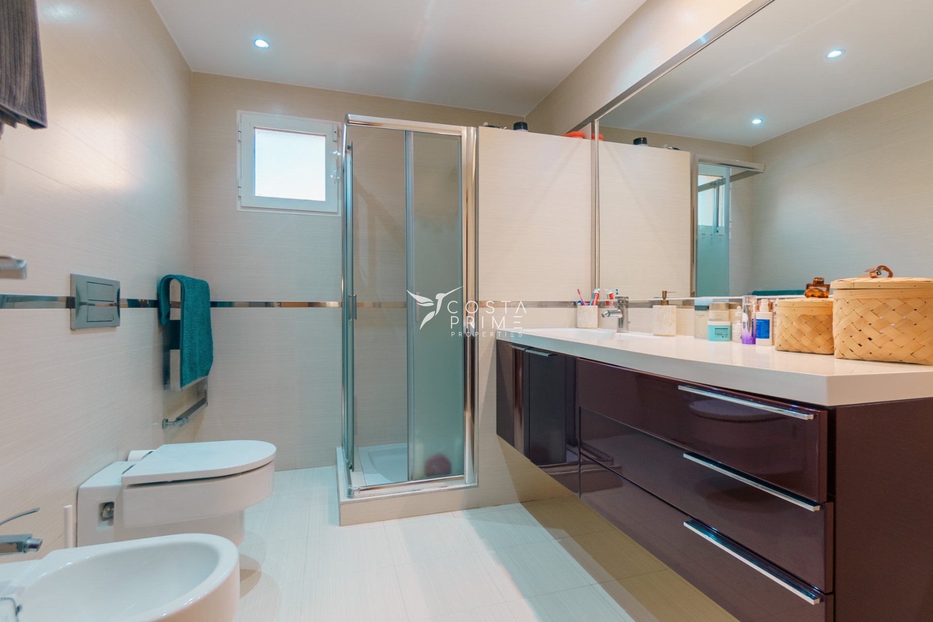 Resale - Villa  - Benidorm