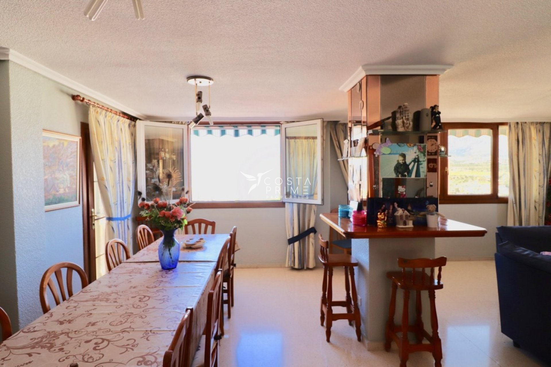 Resale - Villa  - Benidorm