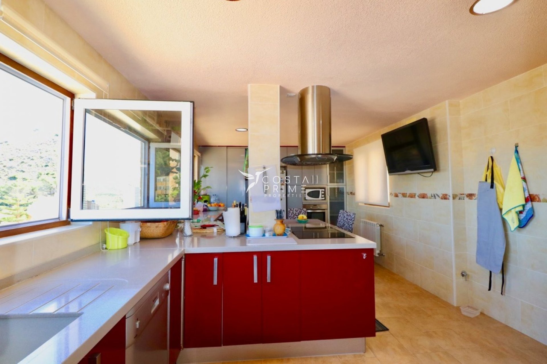 Resale - Villa  - Benidorm