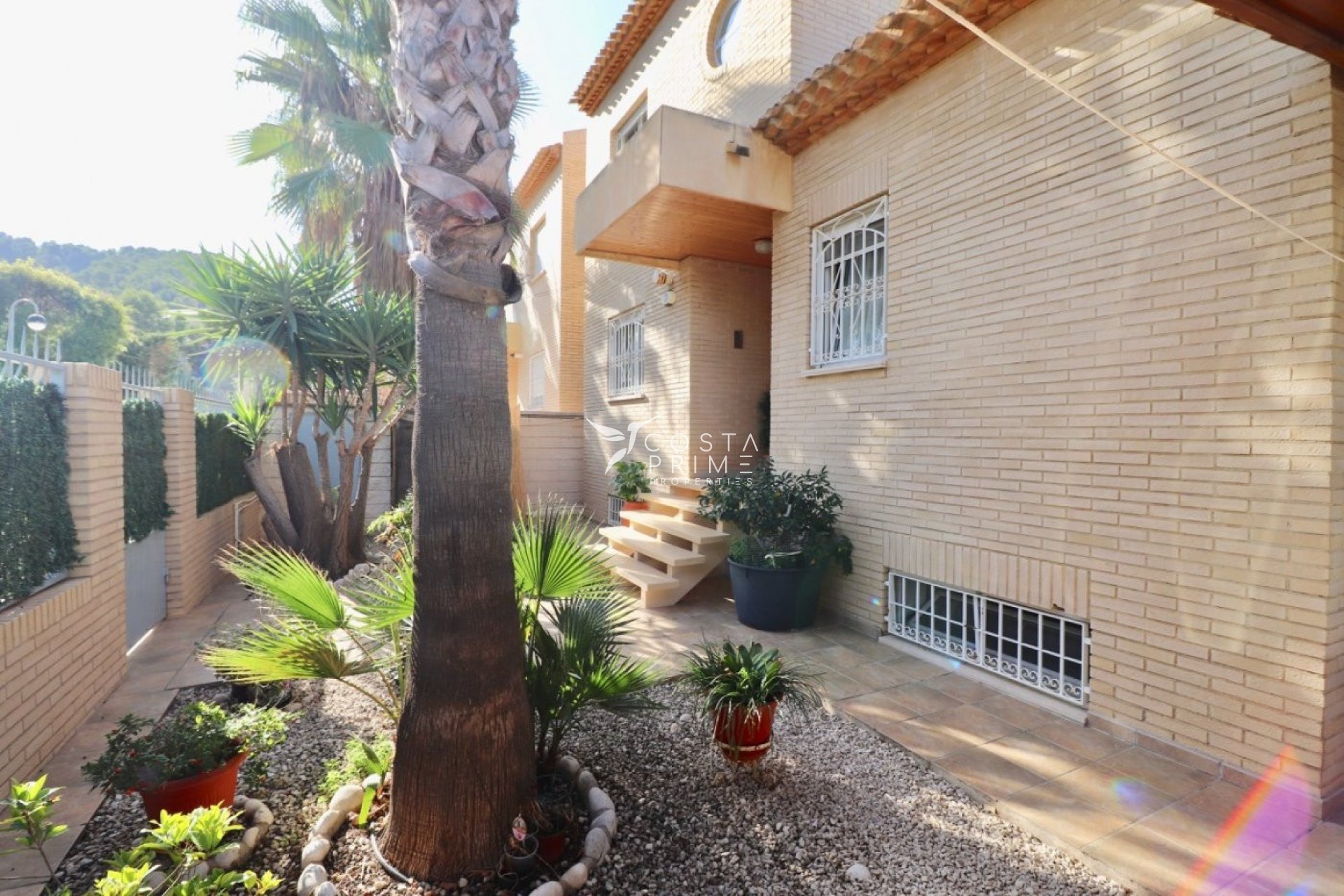 Resale - Villa  - Benidorm