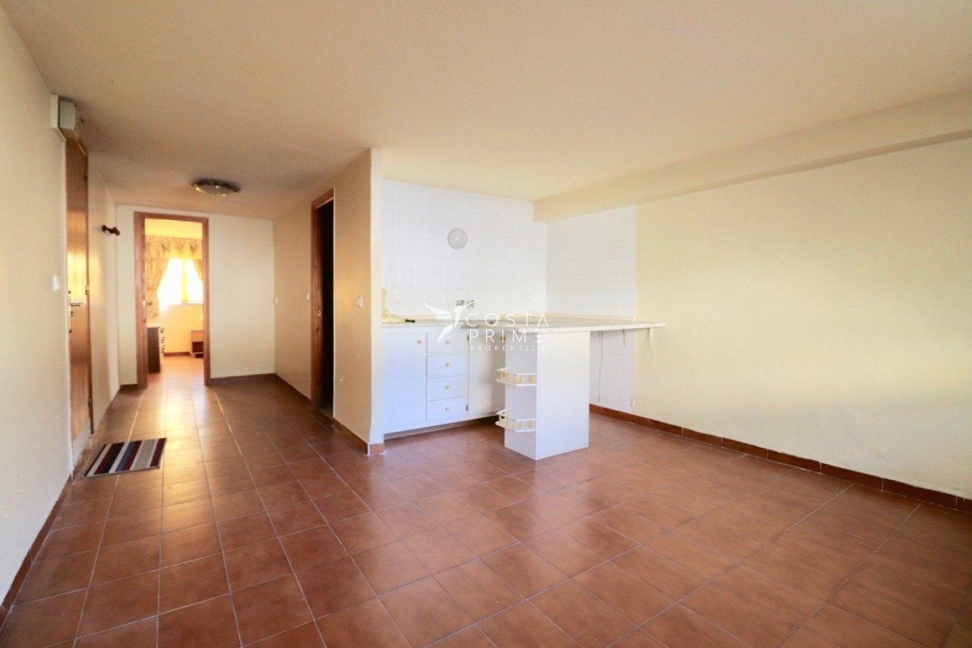 Resale - Villa  - Benidorm