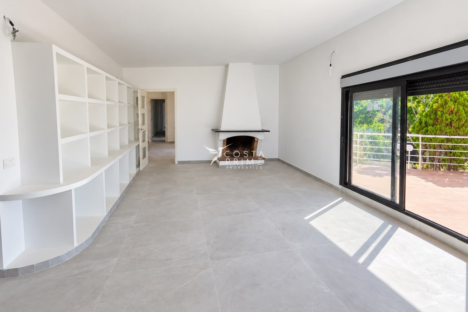 Resale - Villa  - Benidorm