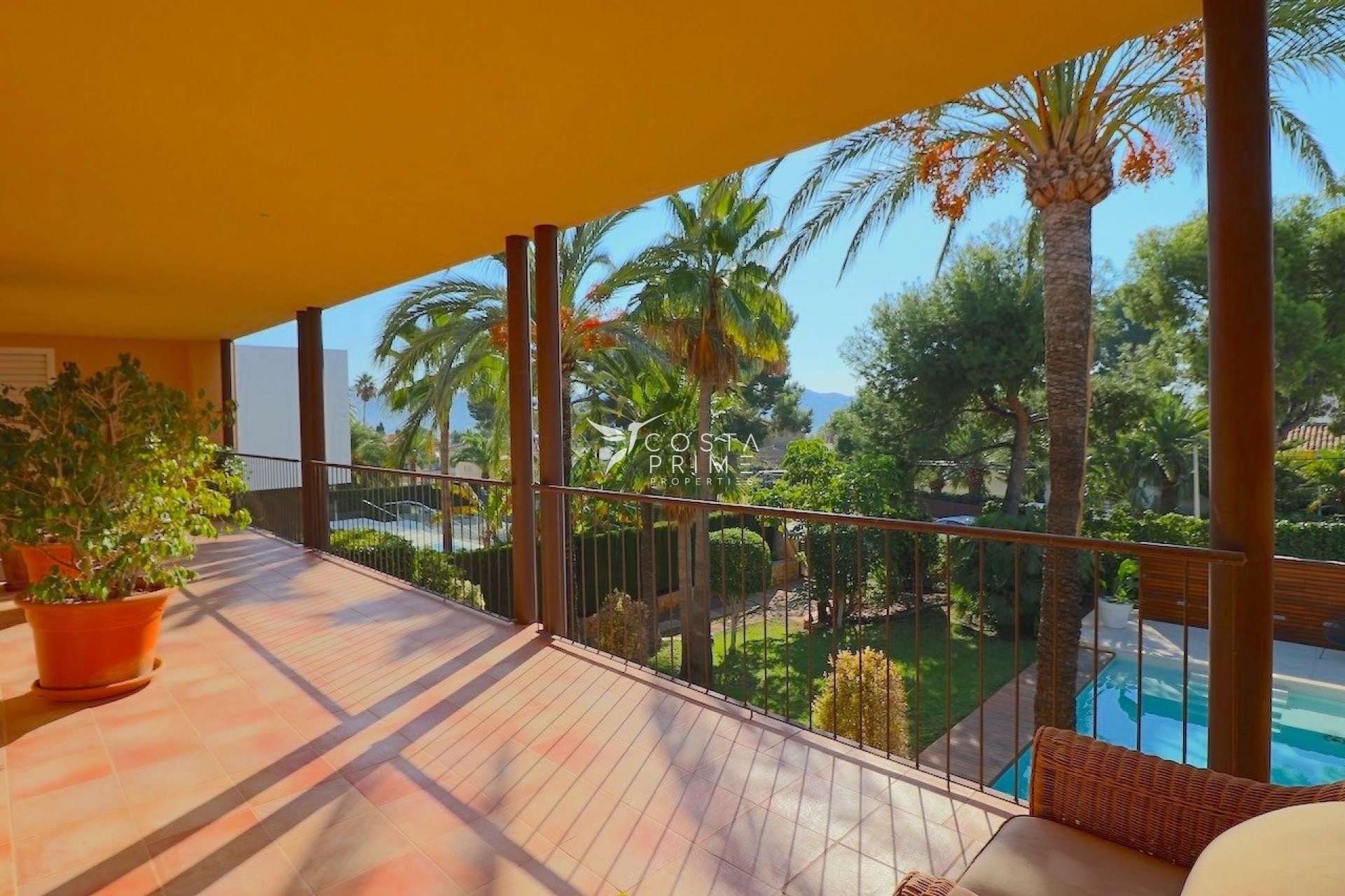 Resale - Villa  - Benidorm