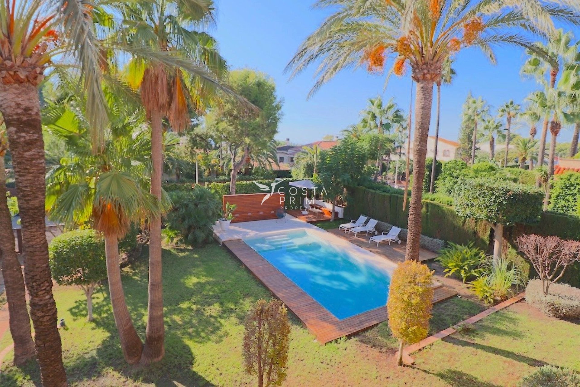 Resale - Villa  - Benidorm