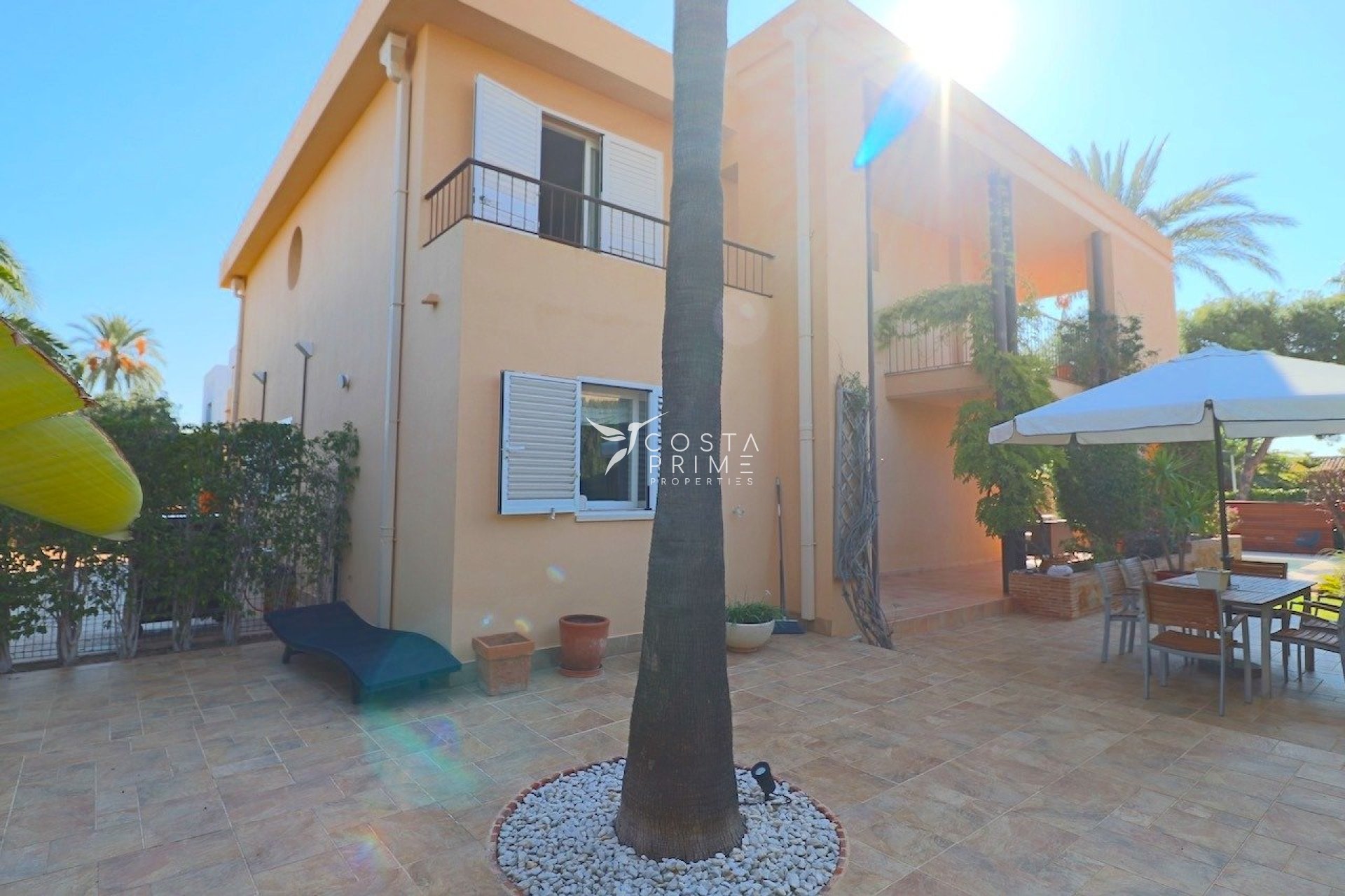 Resale - Villa  - Benidorm