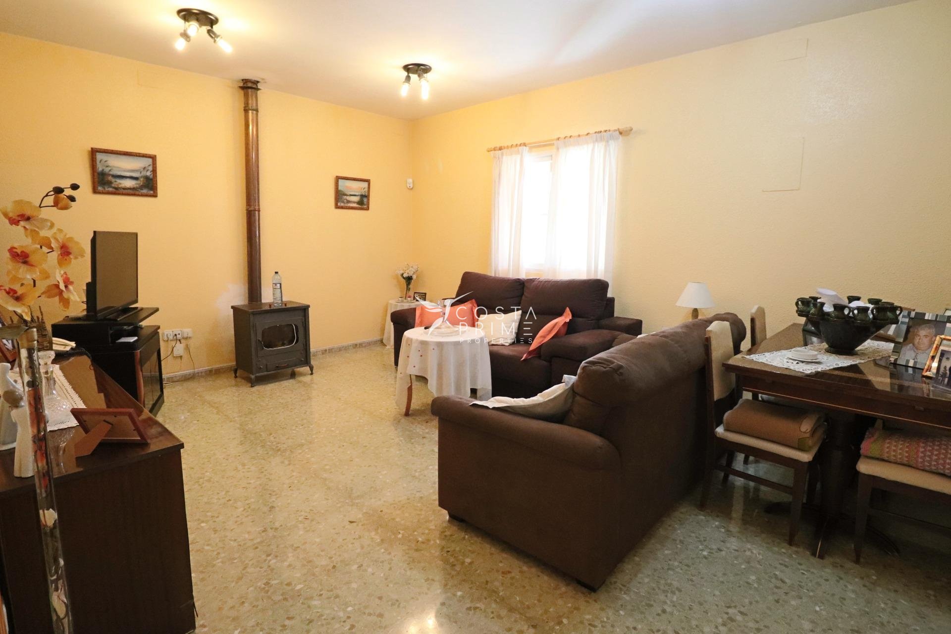 Resale - Villa  - Benidorm