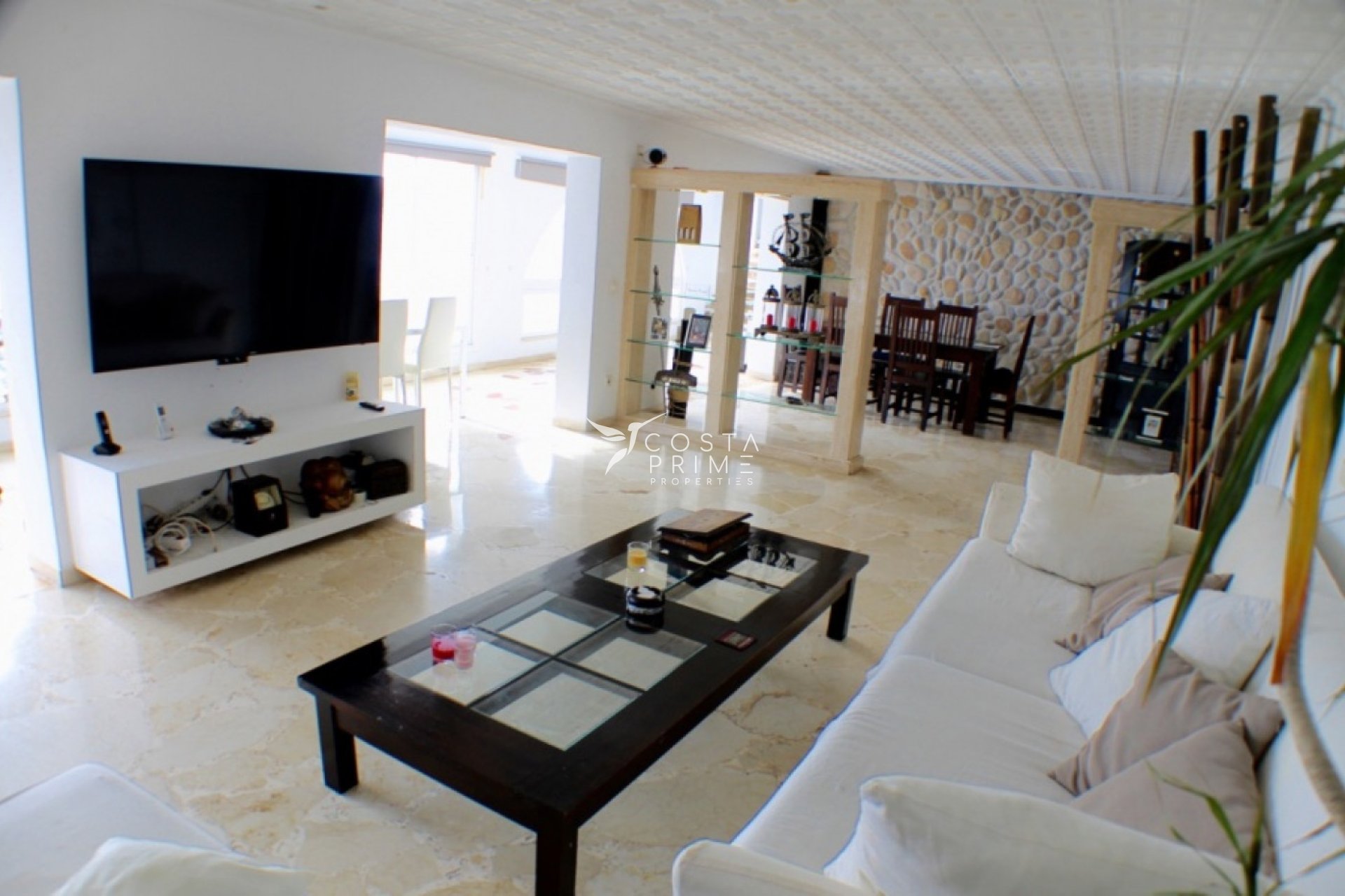 Resale - Villa  - Benidorm