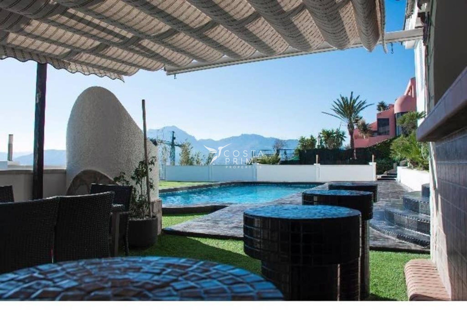 Resale - Villa  - Benidorm