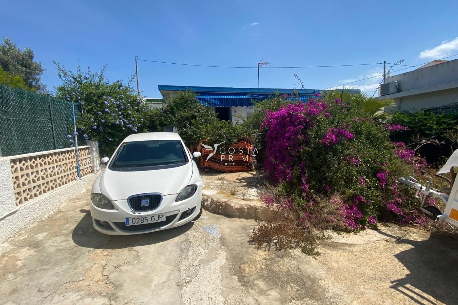 Resale - Villa  - Benidorm