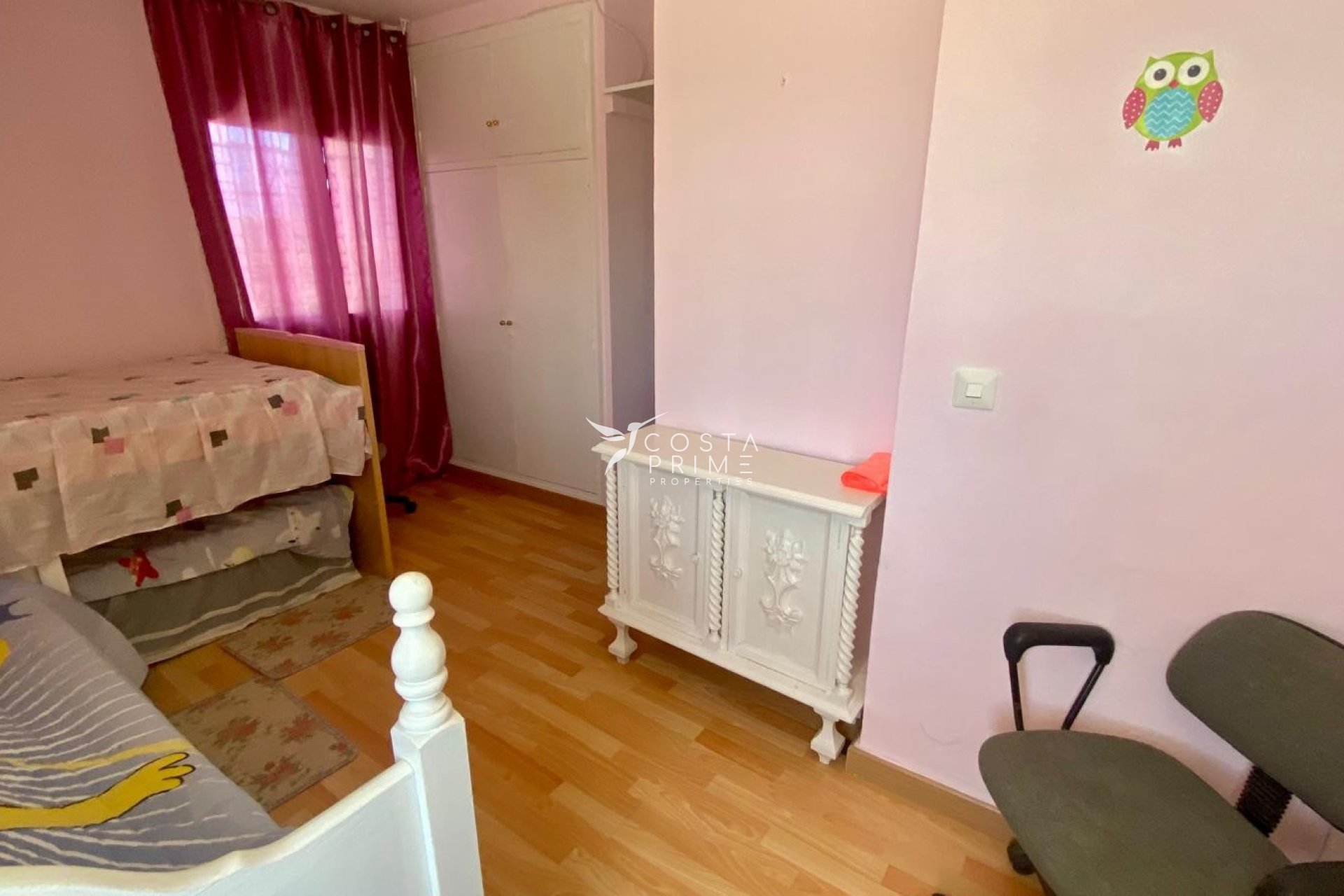 Resale - Villa  - Benidorm