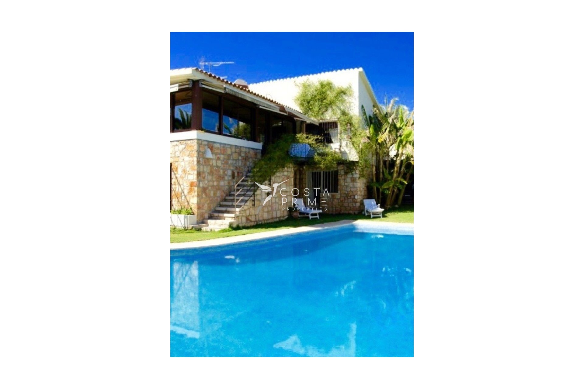 Resale - Villa  - Benidorm