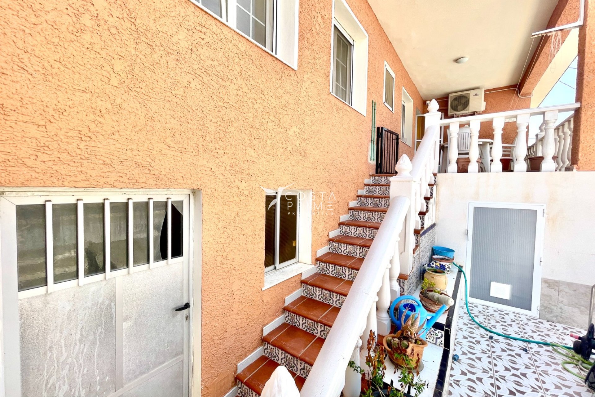 Resale - Villa  - Benijofar