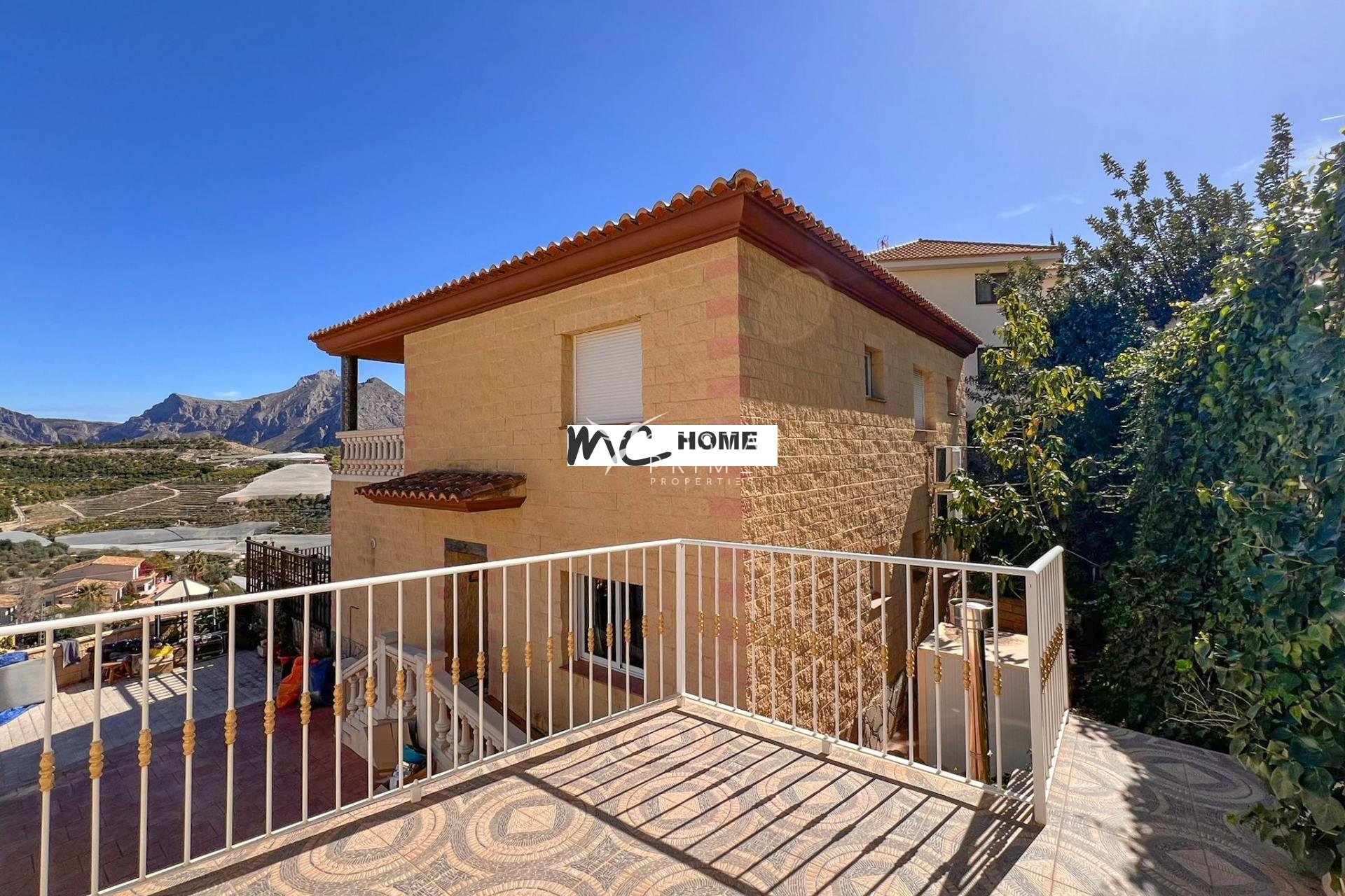 Resale - Villa  - Callosa d'en Sarrià