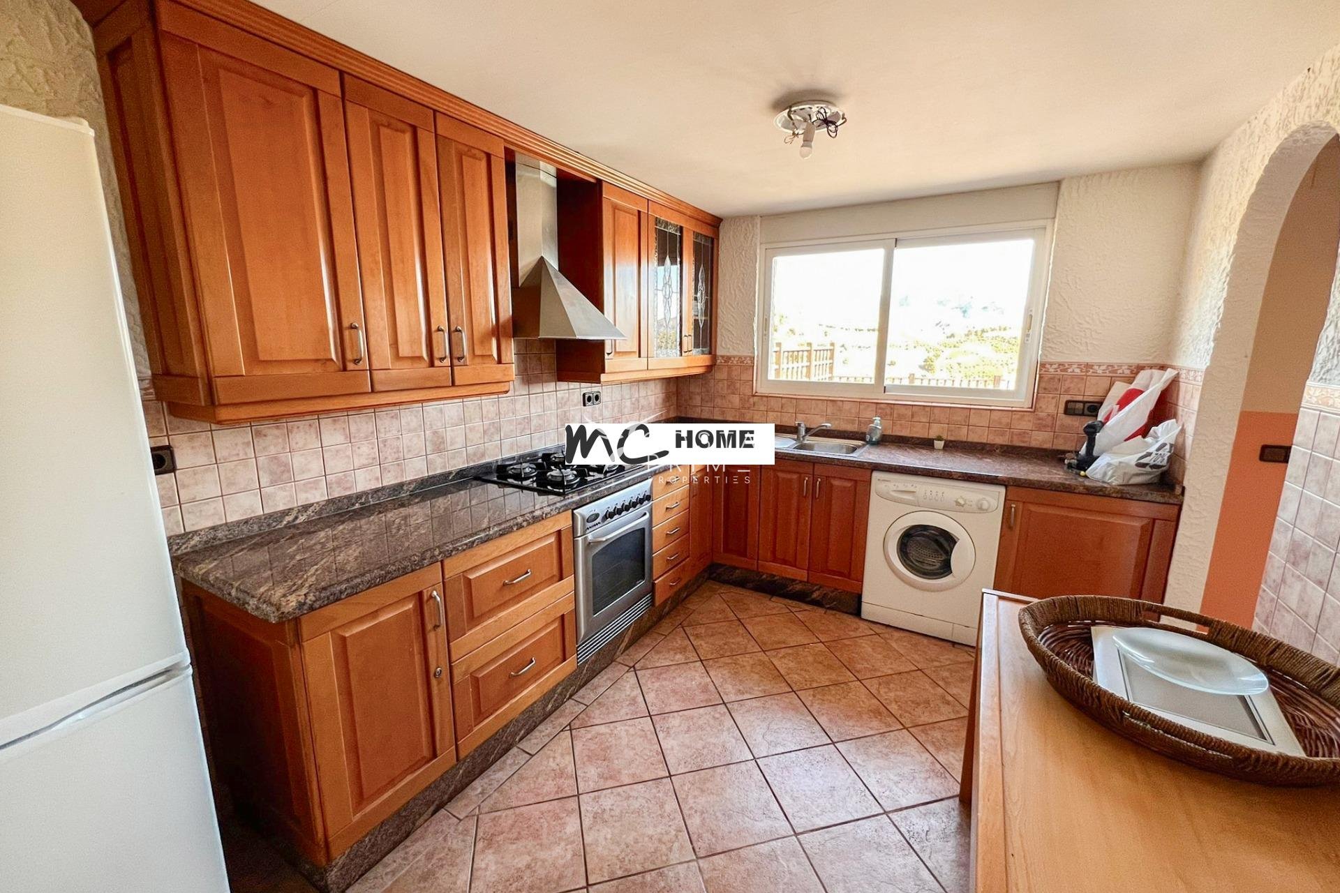 Resale - Villa  - Callosa d'en Sarrià