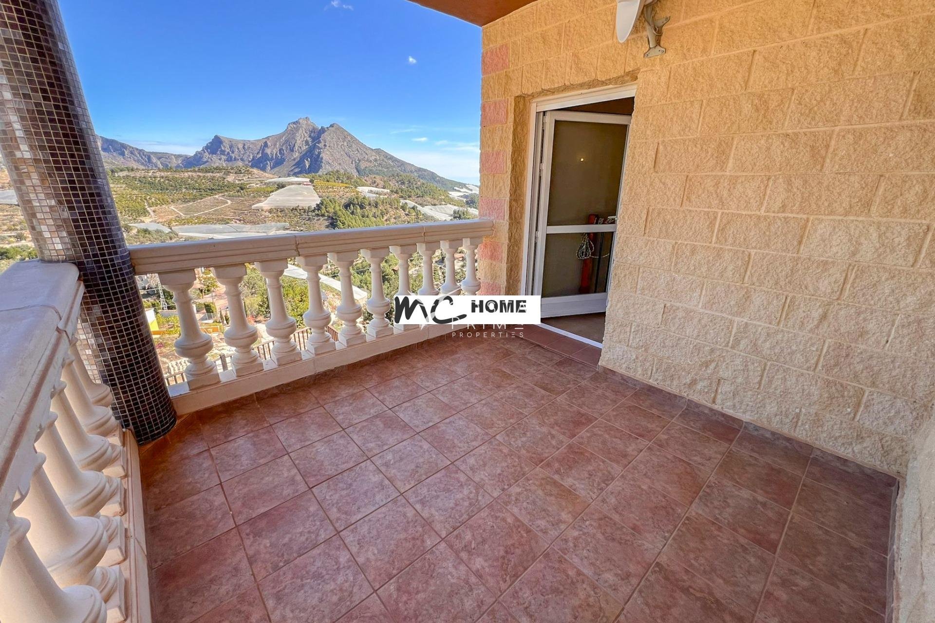 Resale - Villa  - Callosa d'en Sarrià