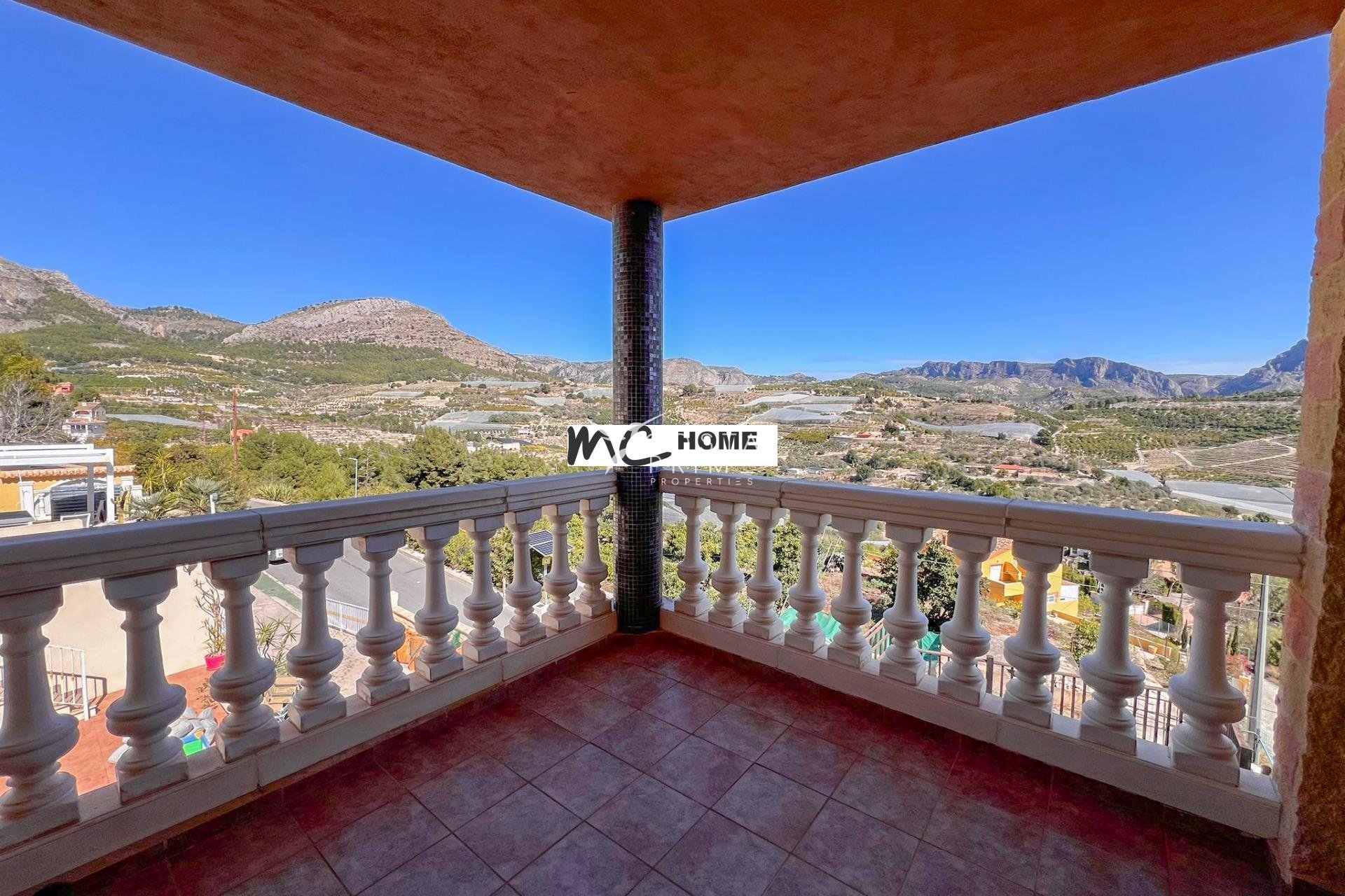 Resale - Villa  - Callosa d'en Sarrià