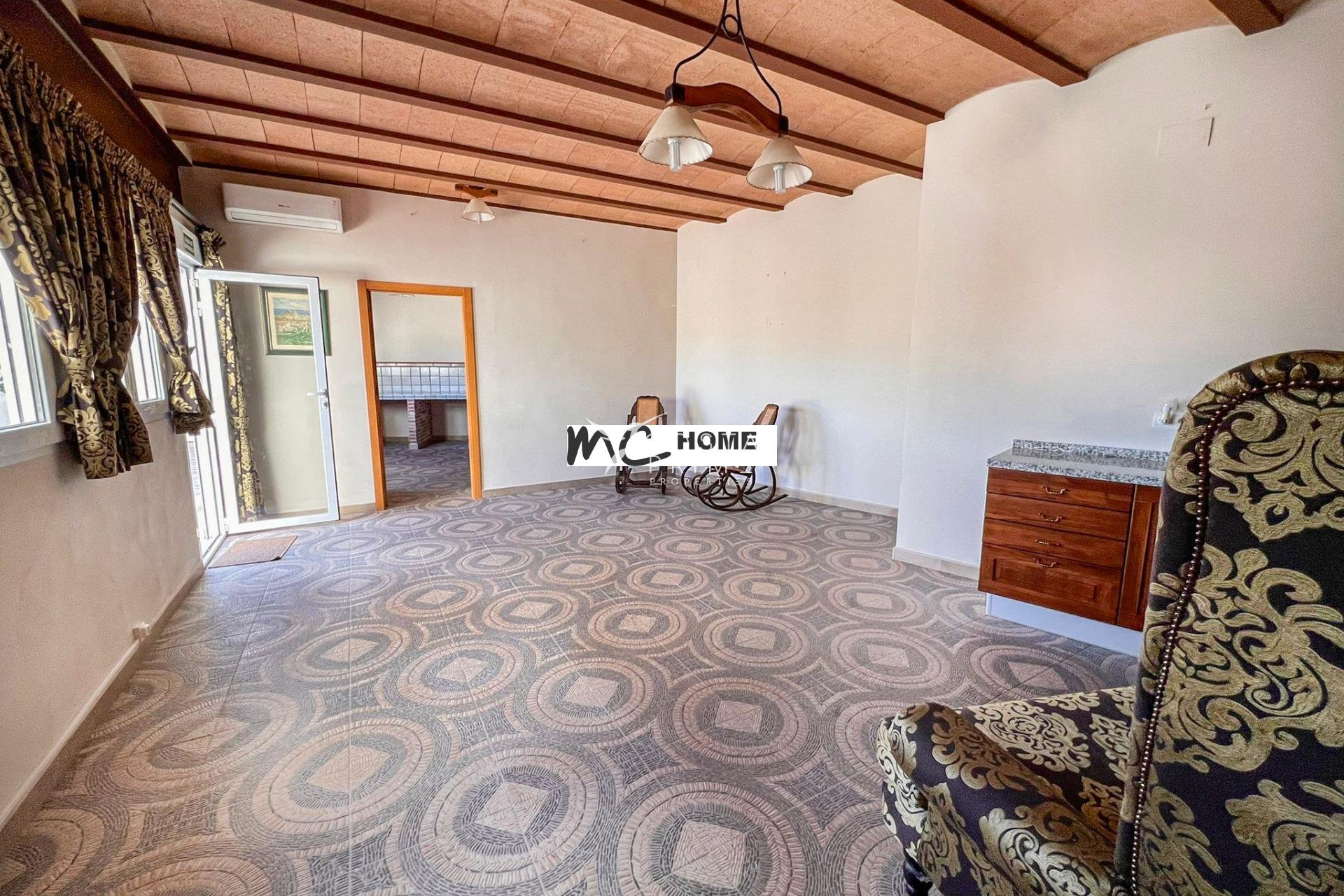 Resale - Villa  - Callosa d'en Sarrià