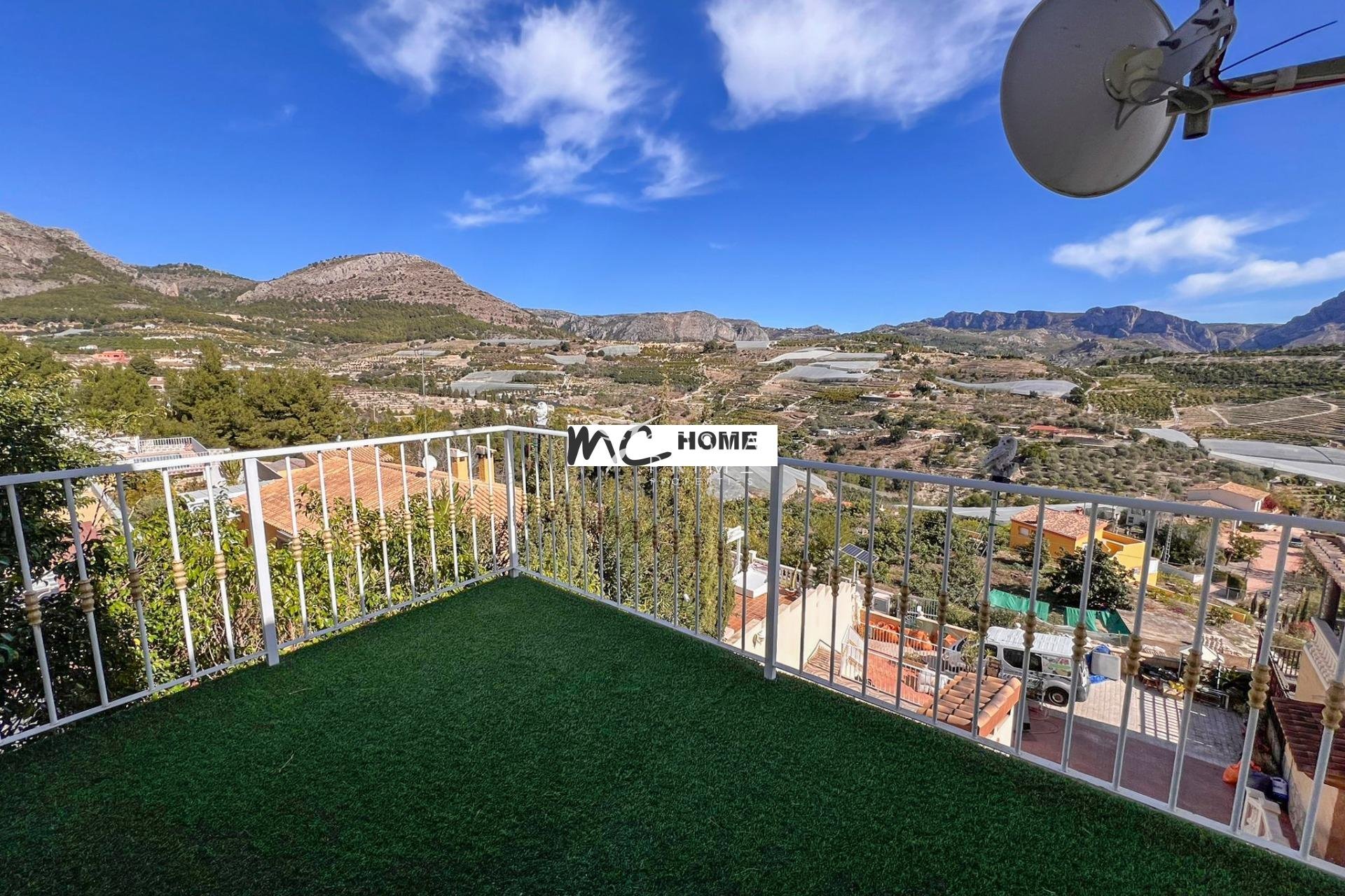 Resale - Villa  - Callosa d'en Sarrià