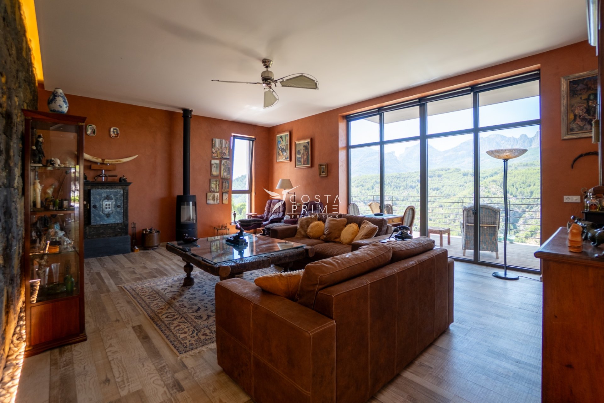 Resale - Villa  - Callosa d'en Sarrià