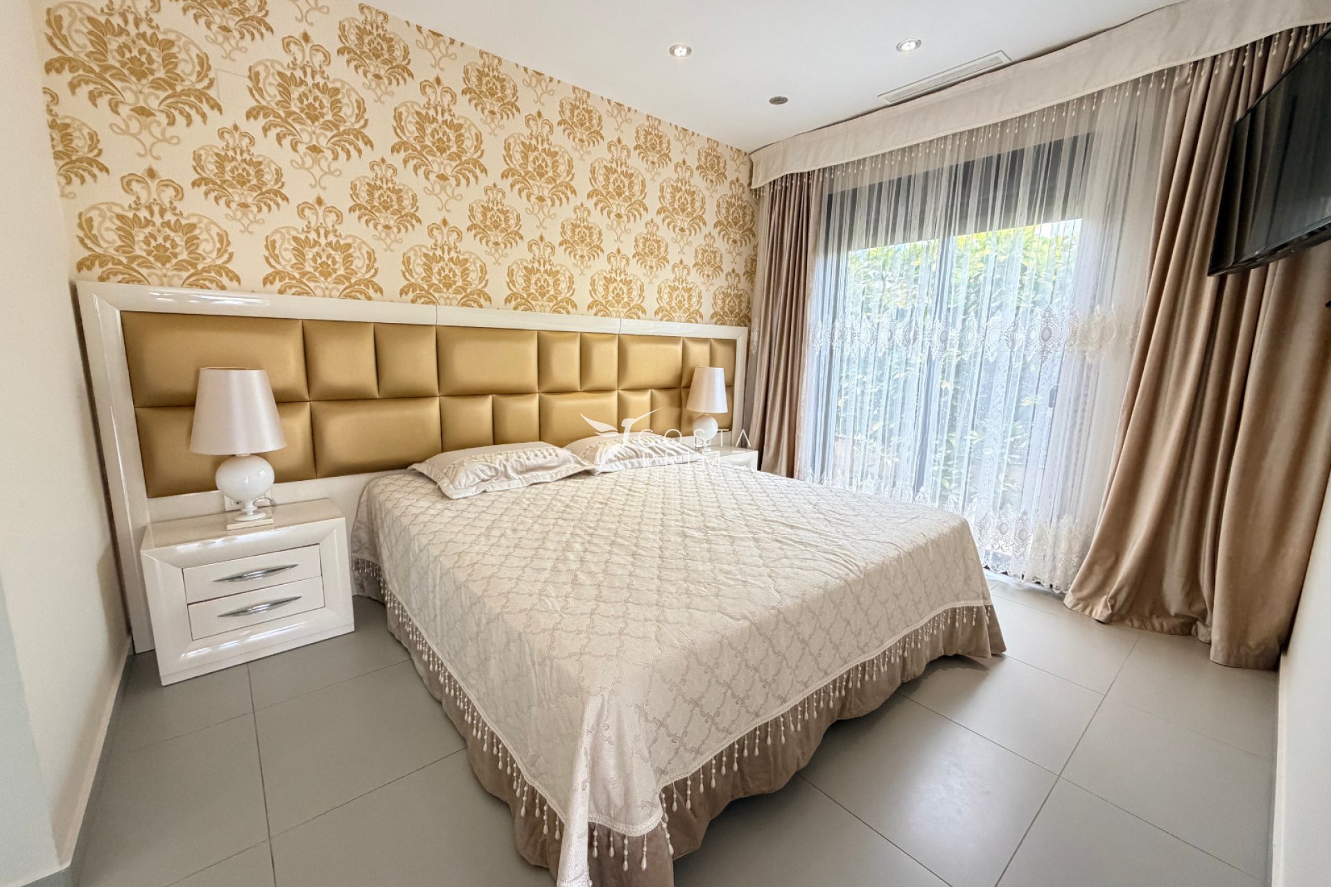 Resale - Villa  - Ciudad Quesada