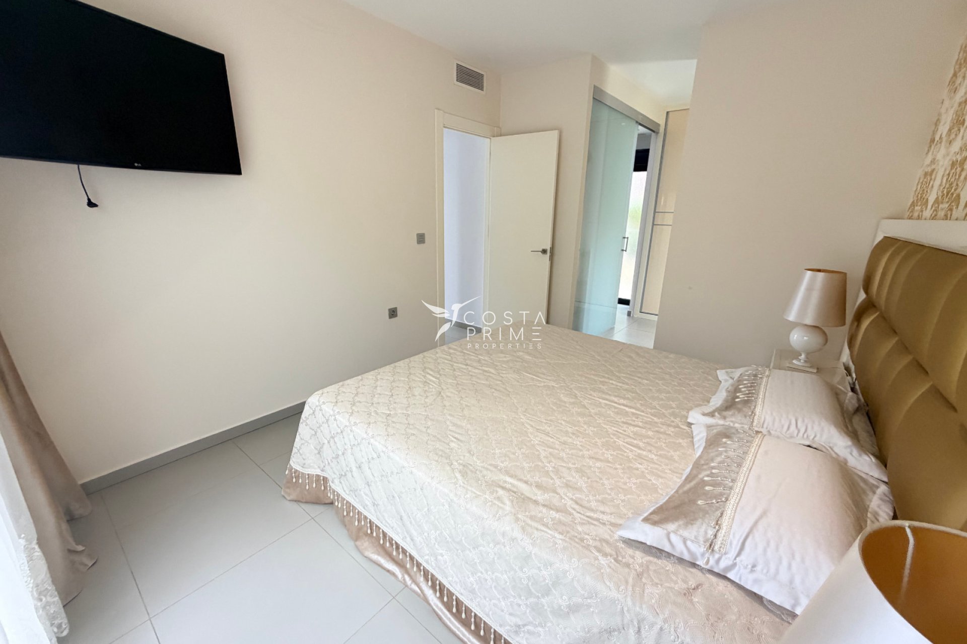 Resale - Villa  - Ciudad Quesada