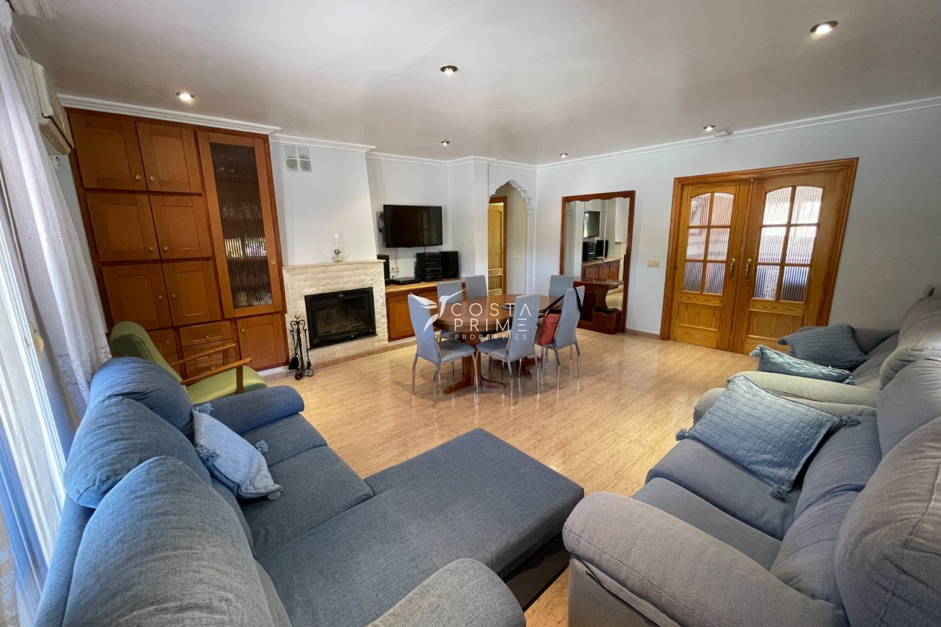Resale - Villa  - Crevillente