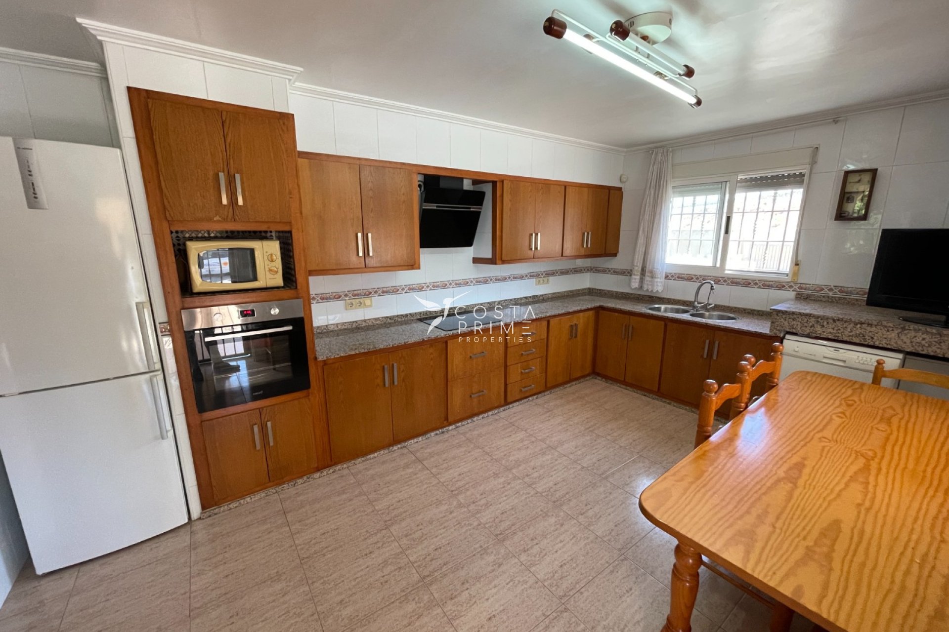 Resale - Villa  - Crevillente