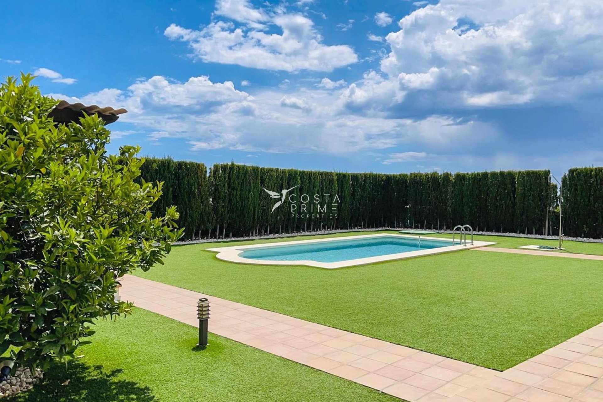Resale - Villa  - Finestrat
