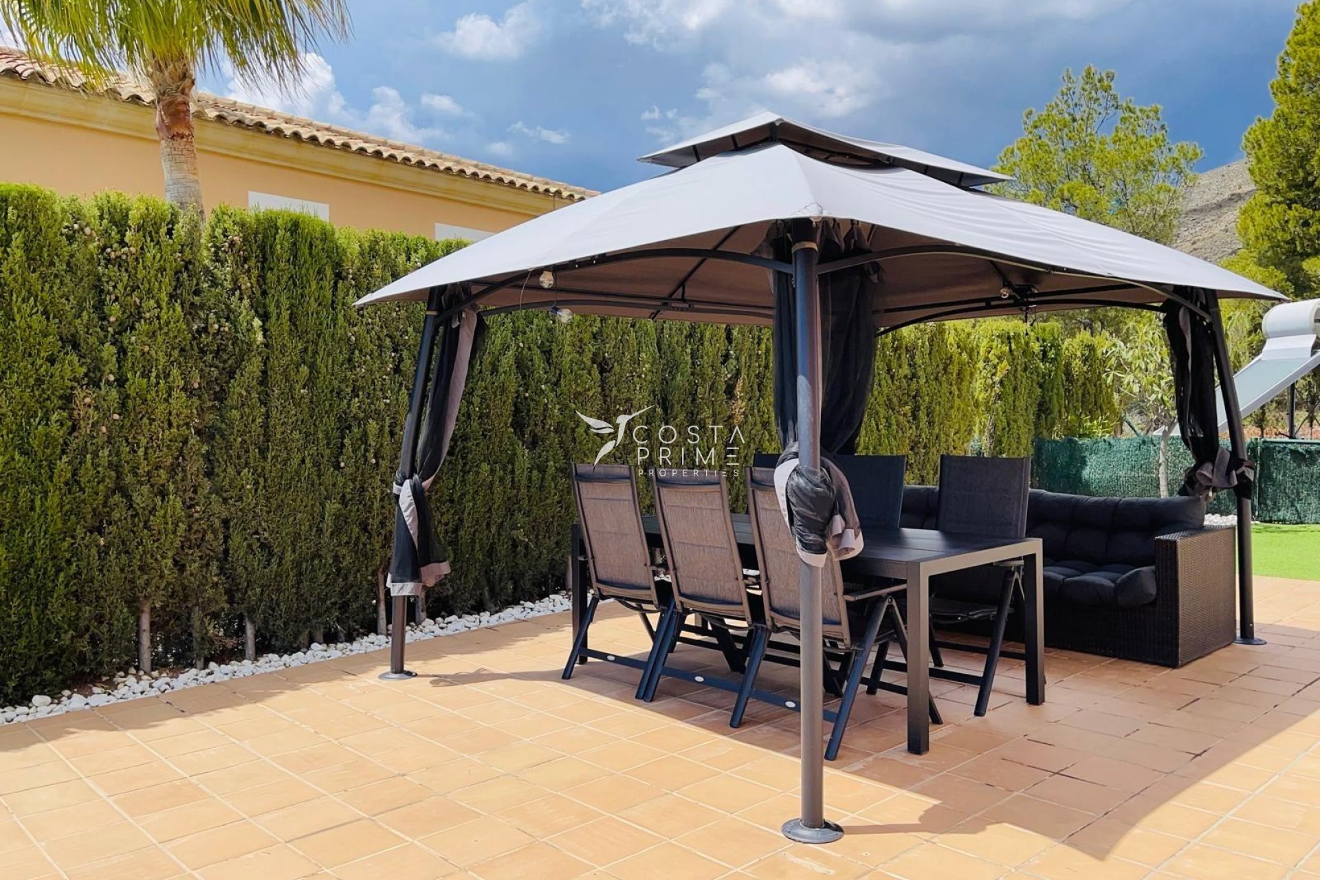 Resale - Villa  - Finestrat