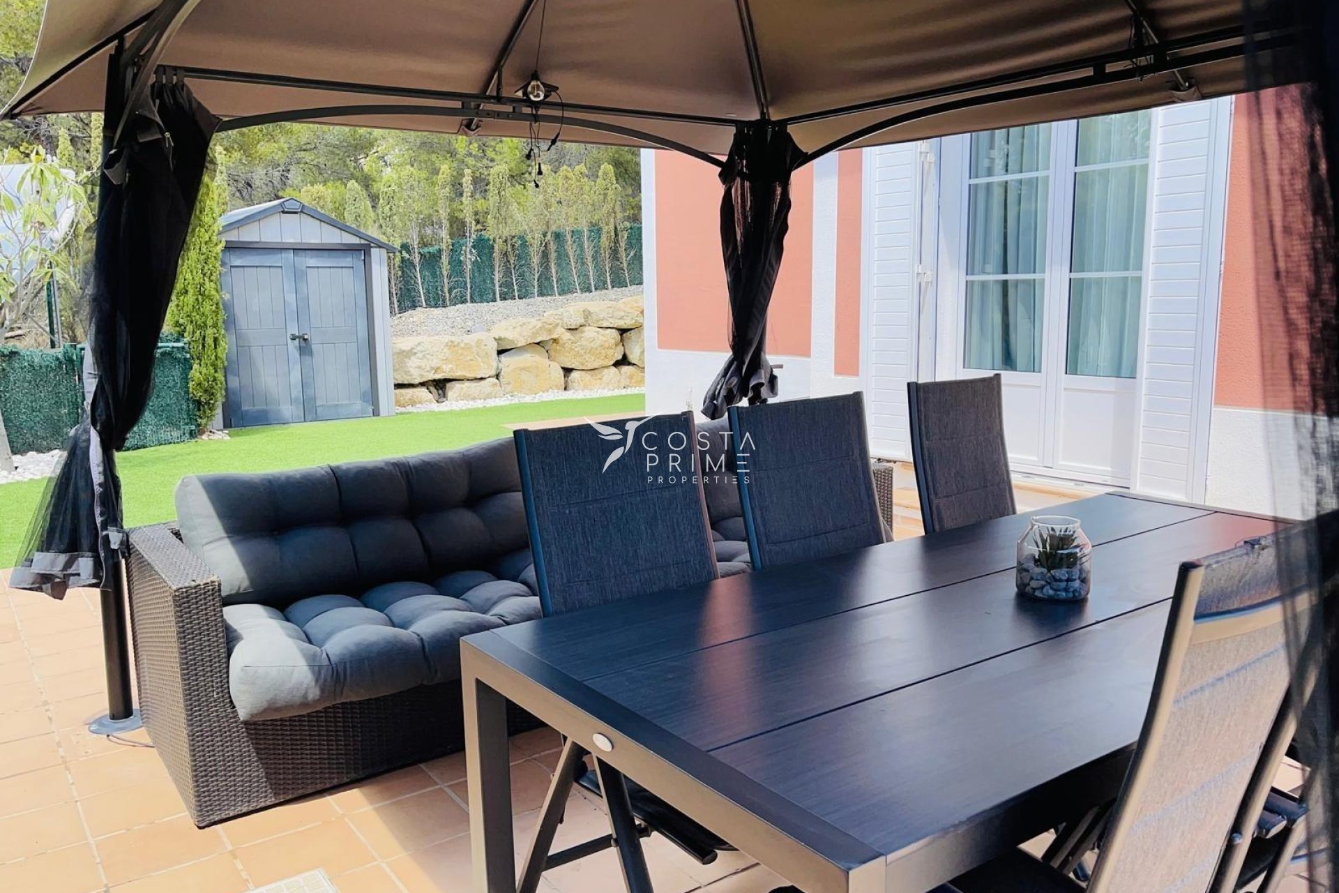 Resale - Villa  - Finestrat