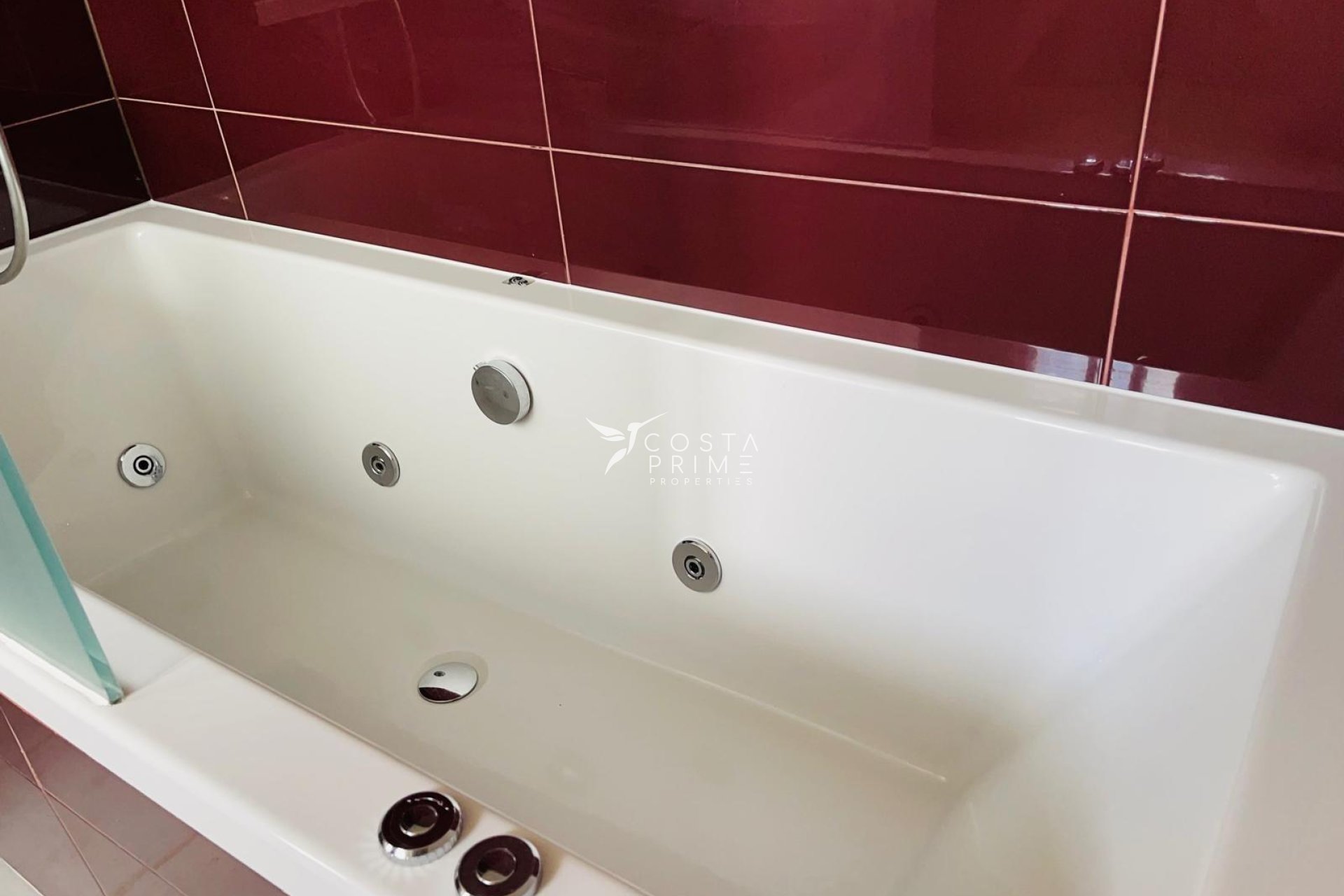 Resale - Villa  - Finestrat