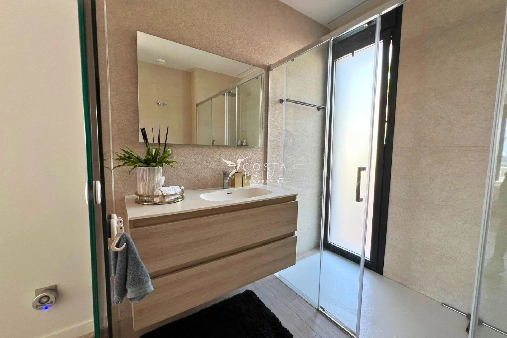 Resale - Villa  - Finestrat