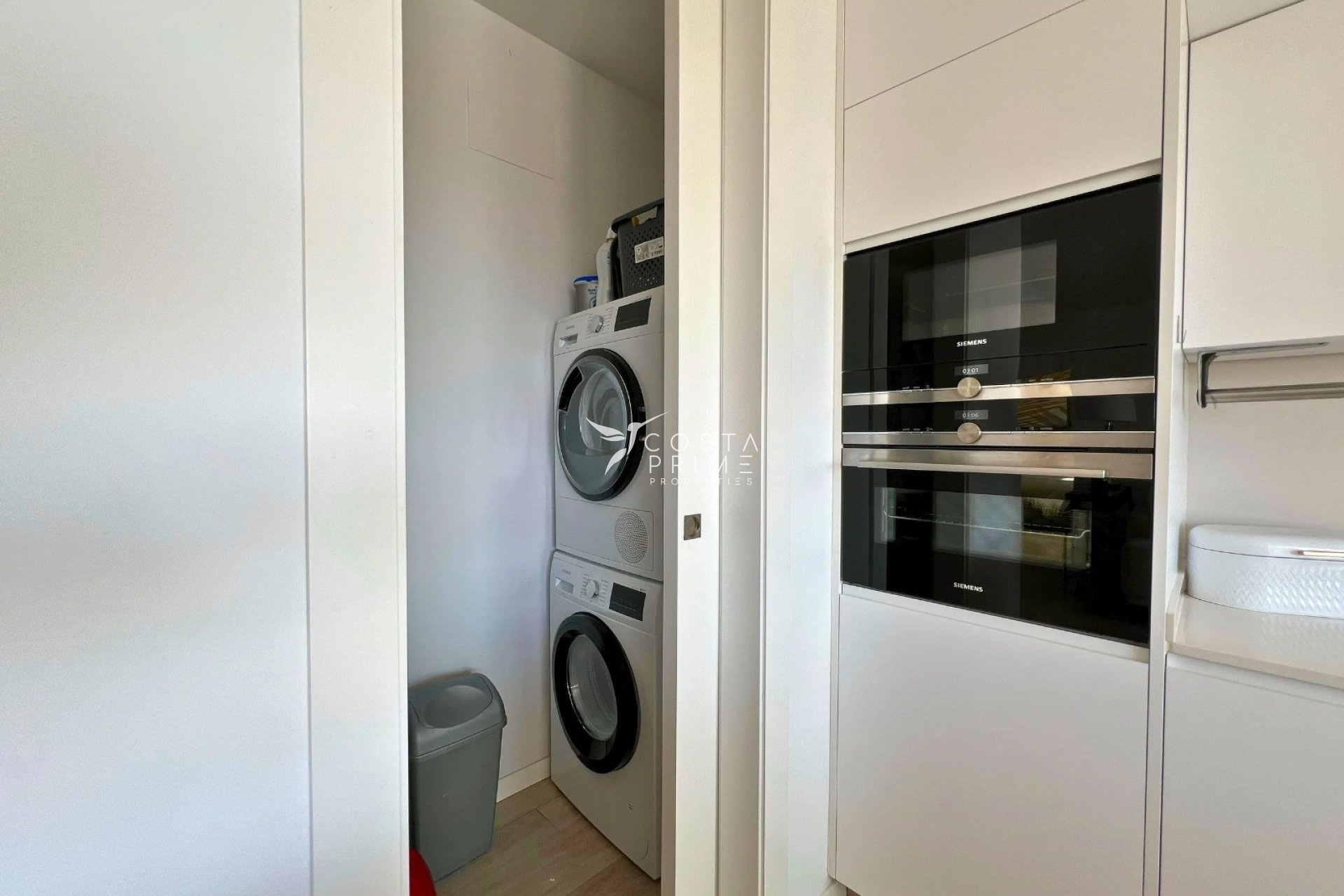 Resale - Villa  - Finestrat