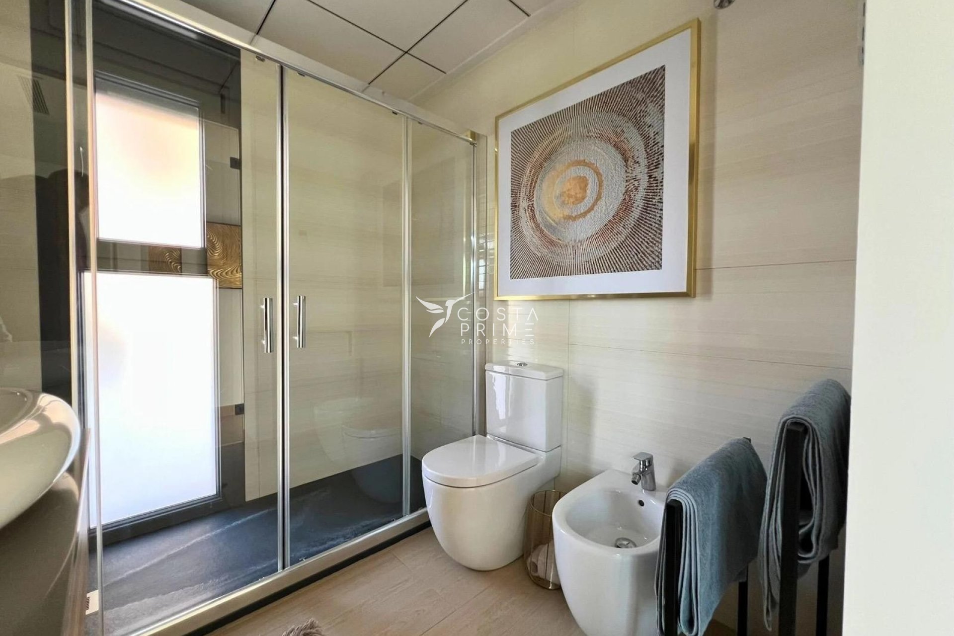 Resale - Villa  - Finestrat