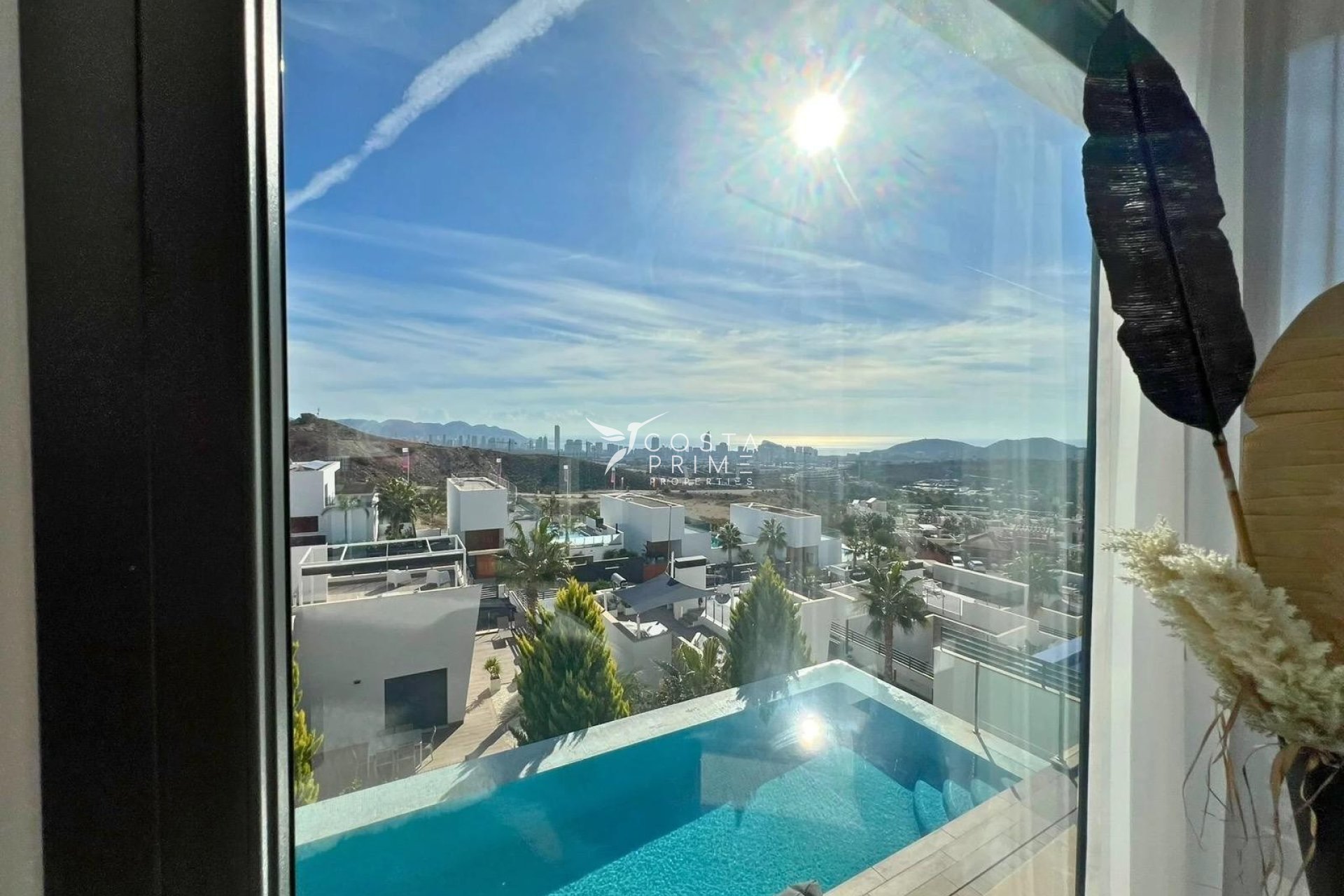 Resale - Villa  - Finestrat