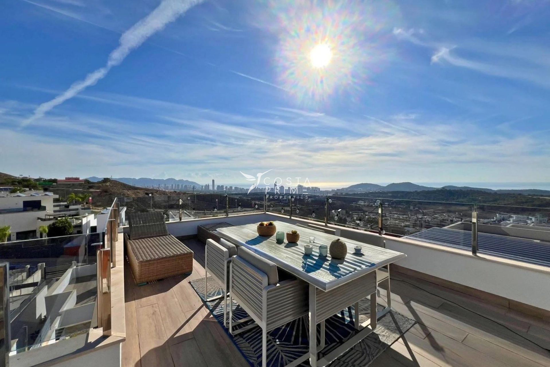 Resale - Villa  - Finestrat