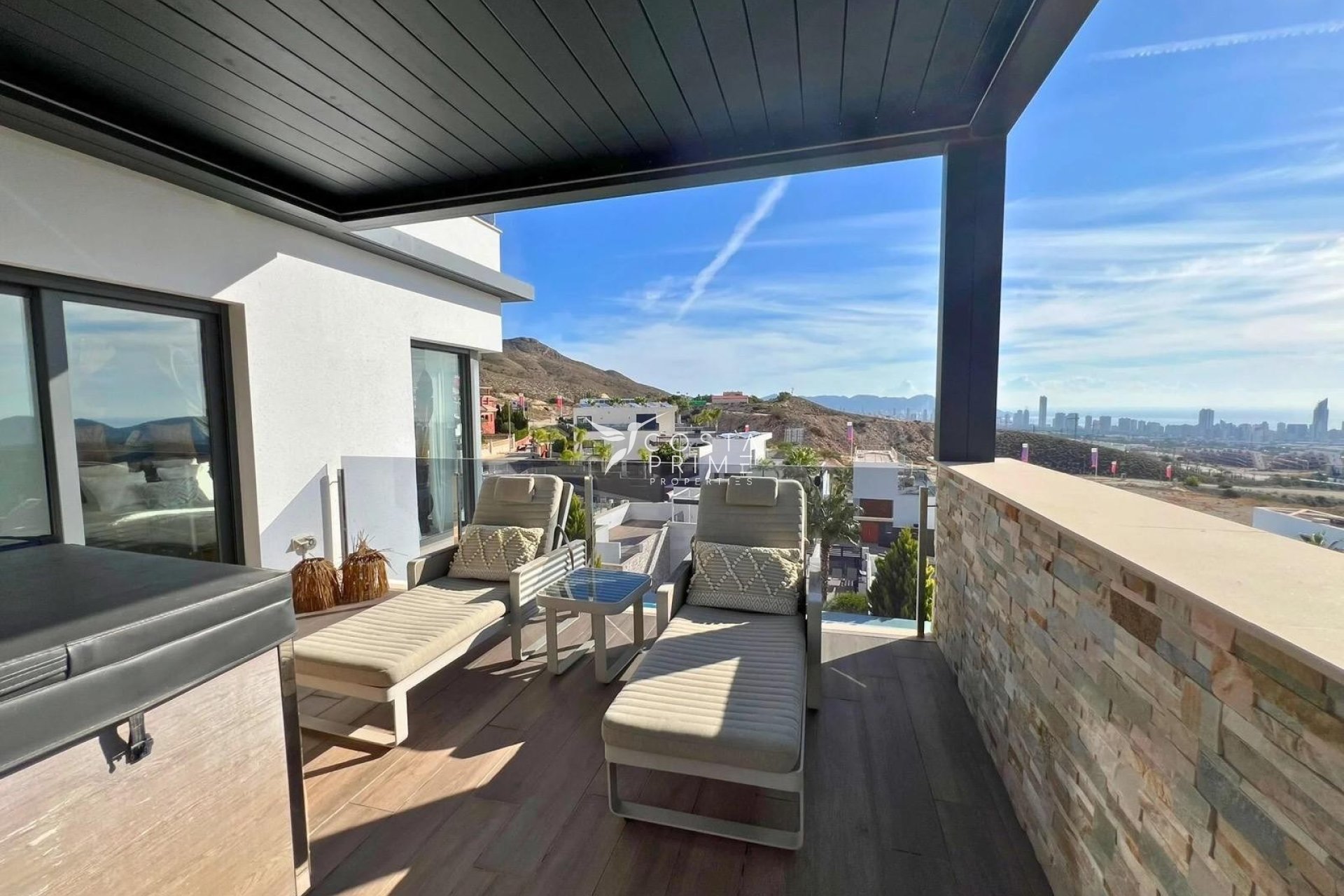 Resale - Villa  - Finestrat