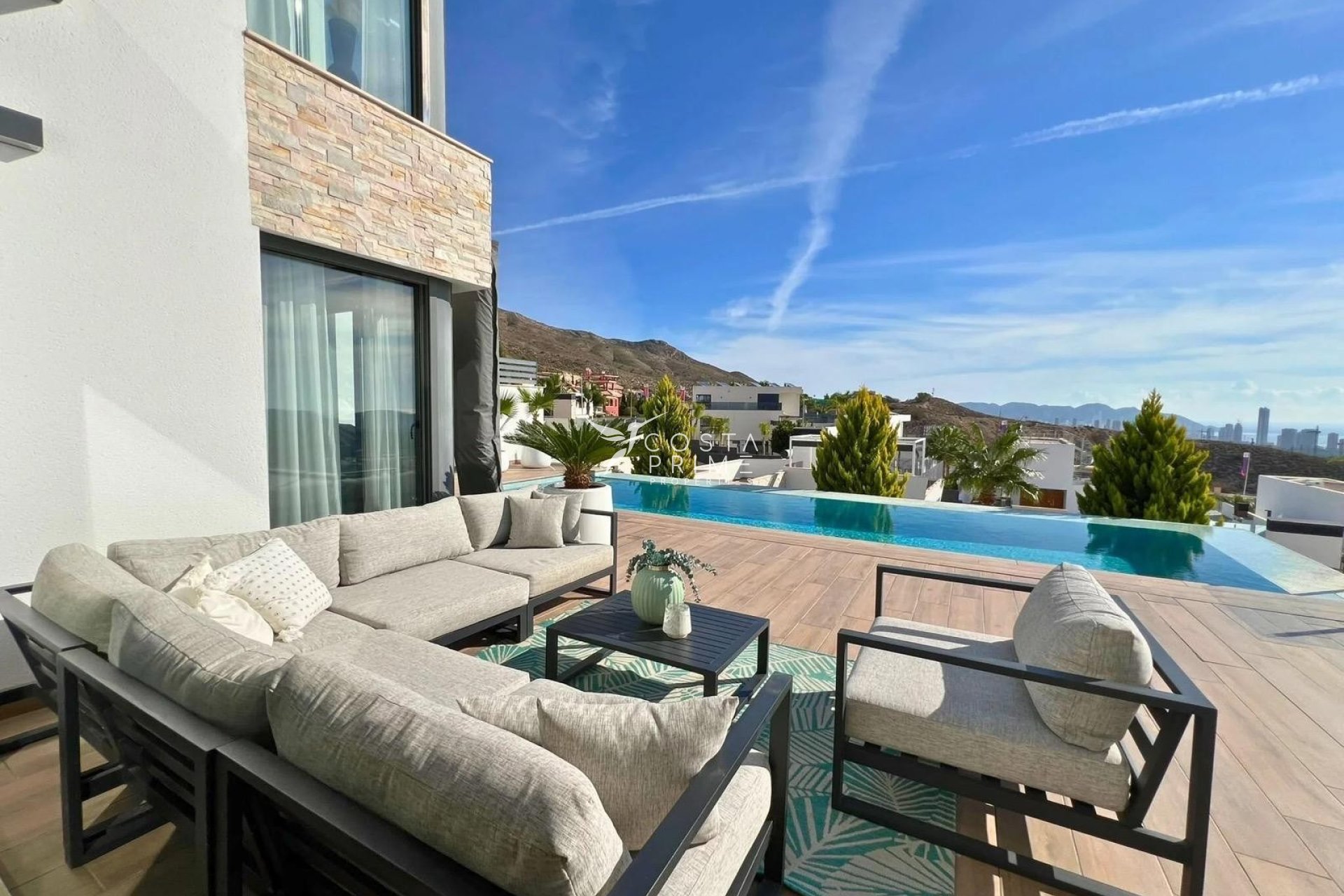 Resale - Villa  - Finestrat