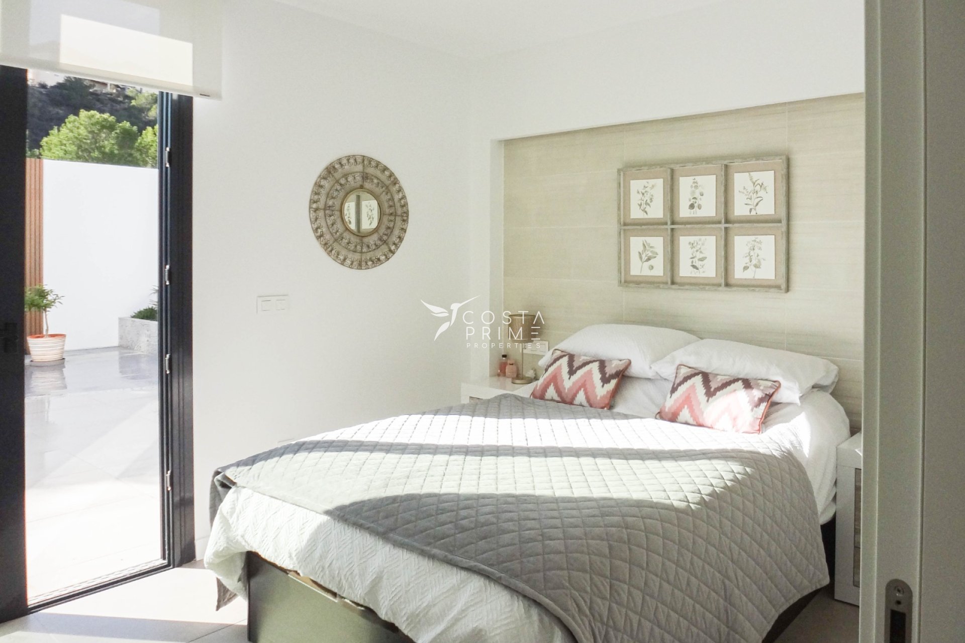 Resale - Villa  - Finestrat