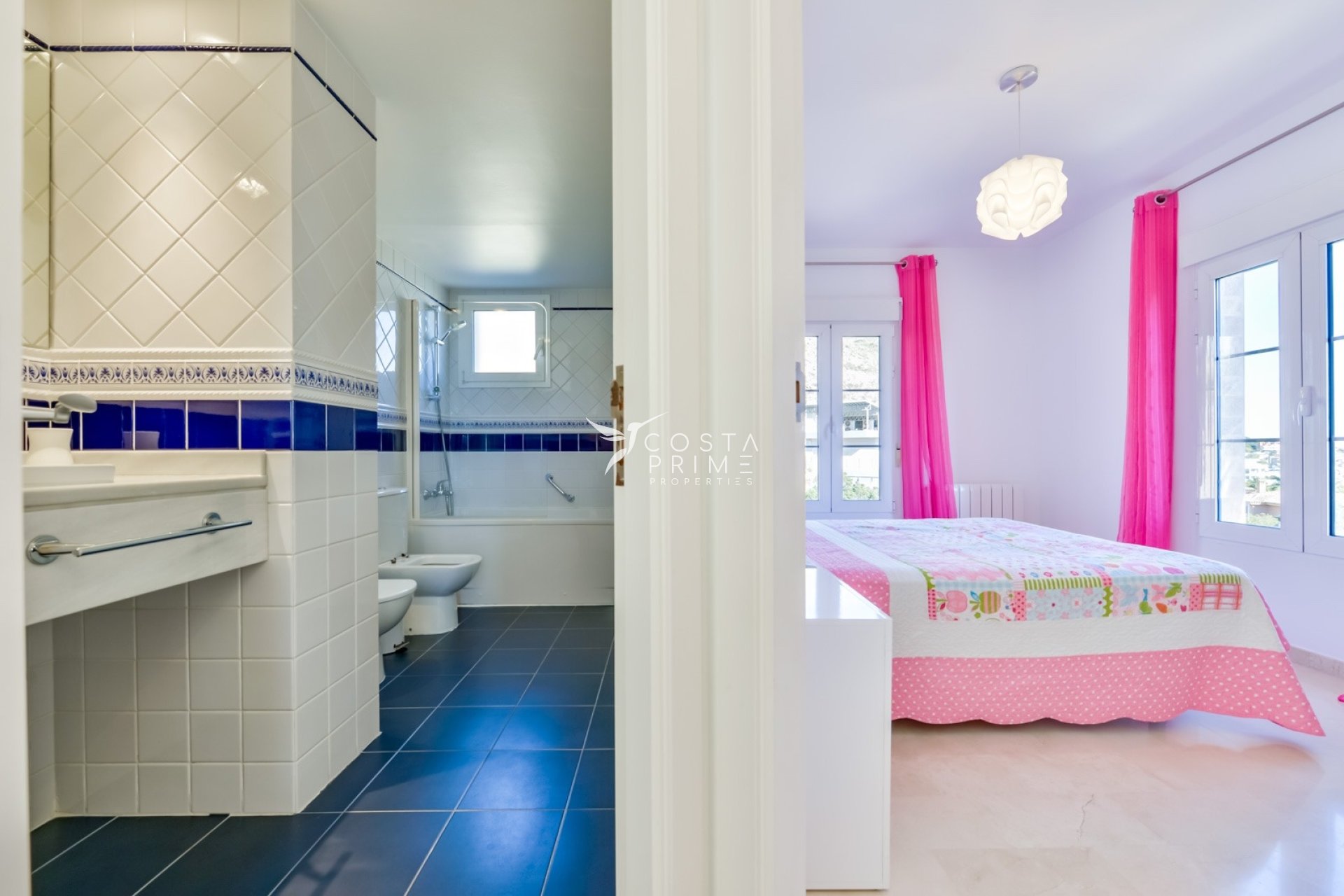 Resale - Villa  - Finestrat