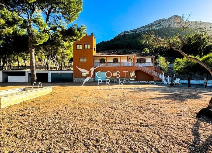 Resale - Villa  - Finestrat