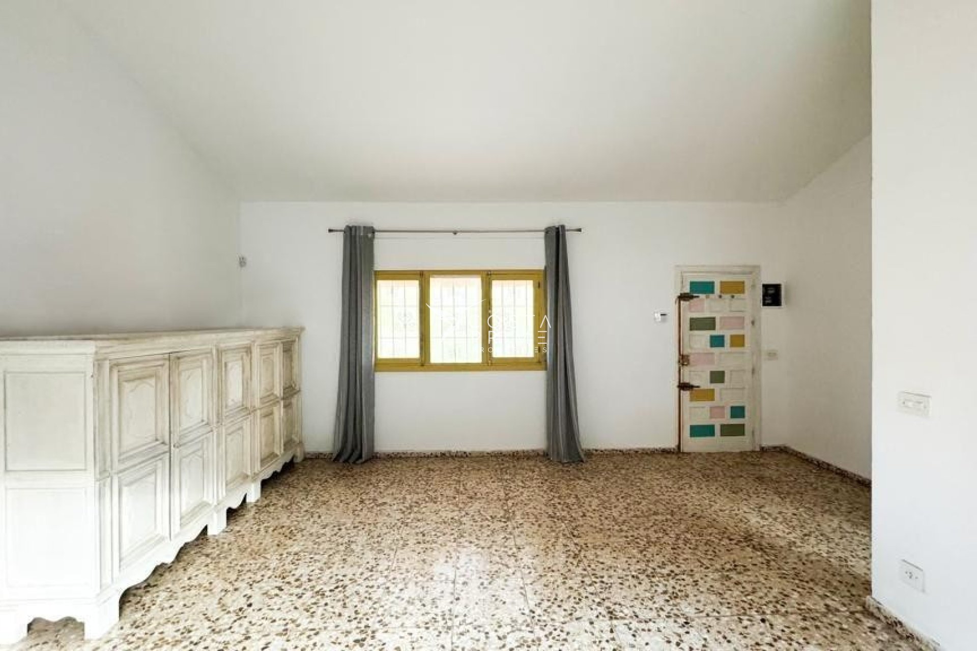 Resale - Villa  - Finestrat