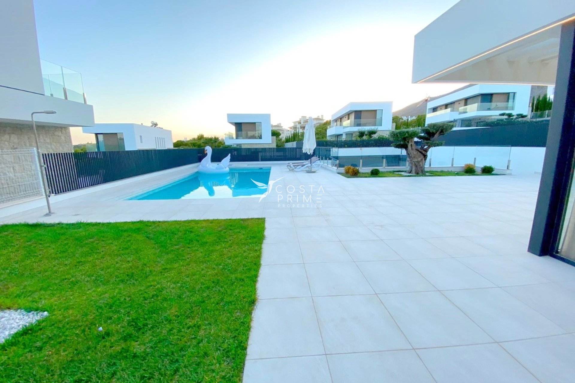 Resale - Villa  - Finestrat