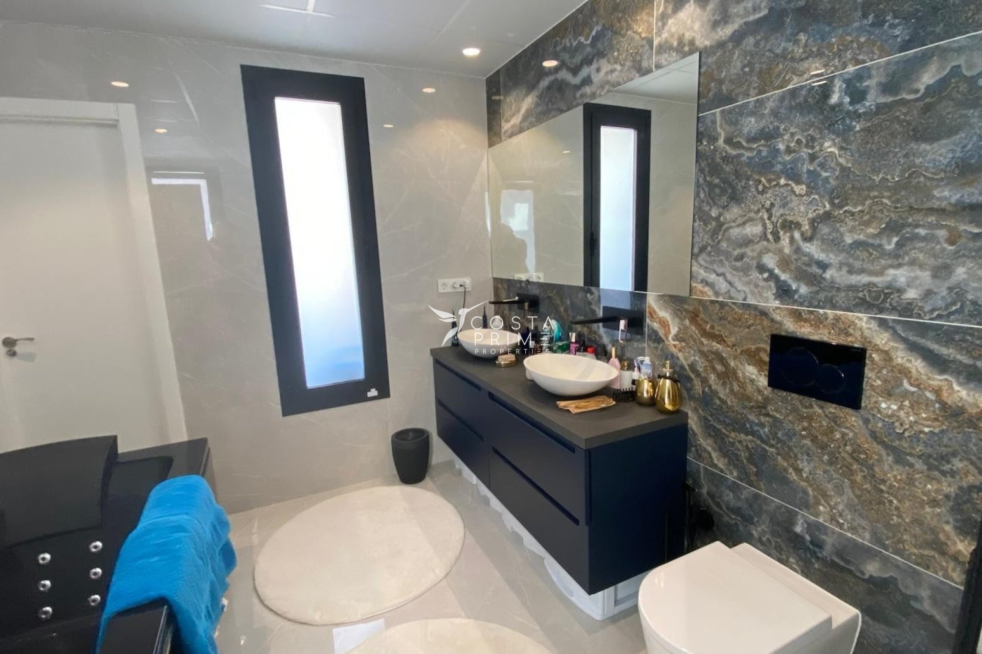 Resale - Villa  - Finestrat