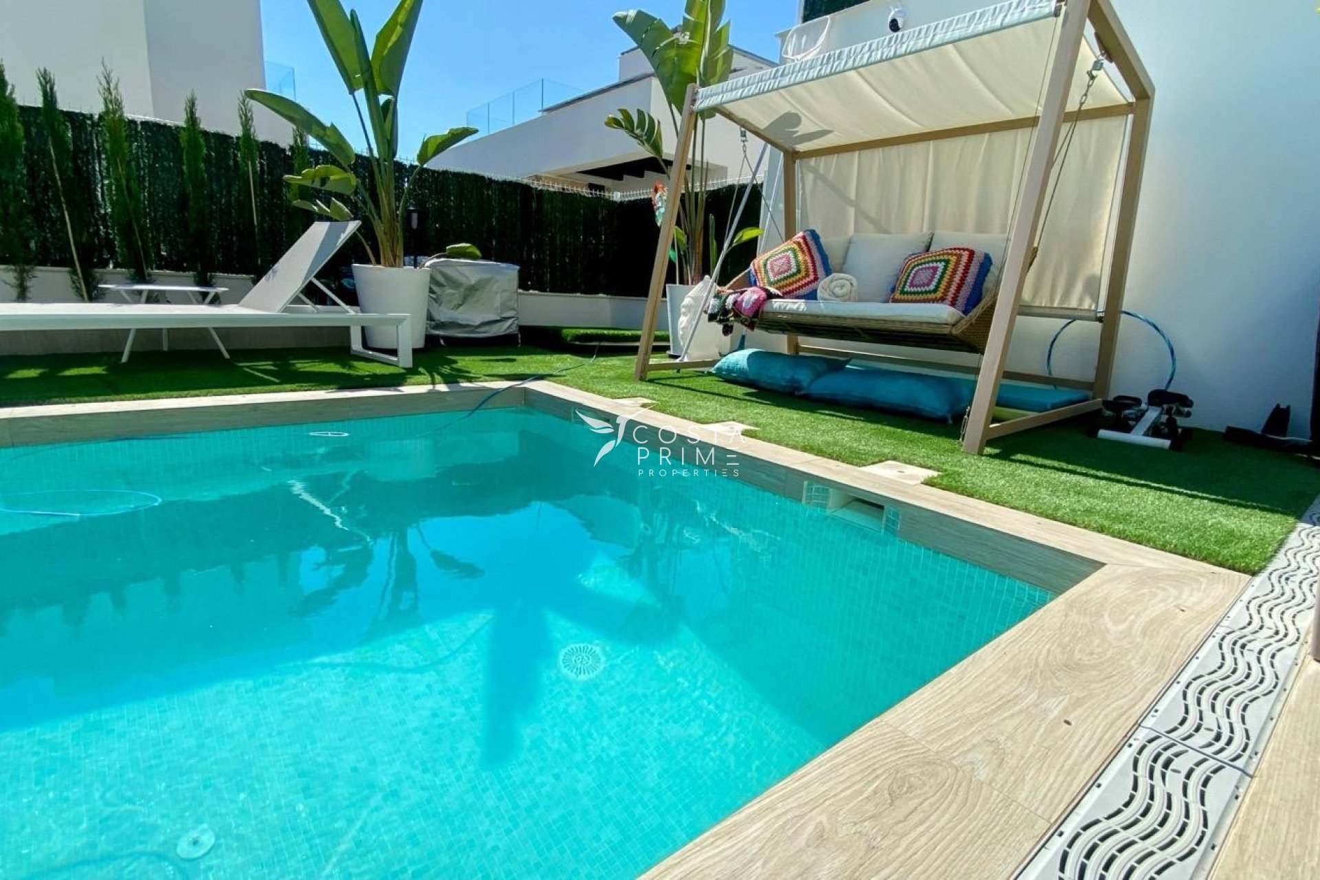 Resale - Villa  - Finestrat