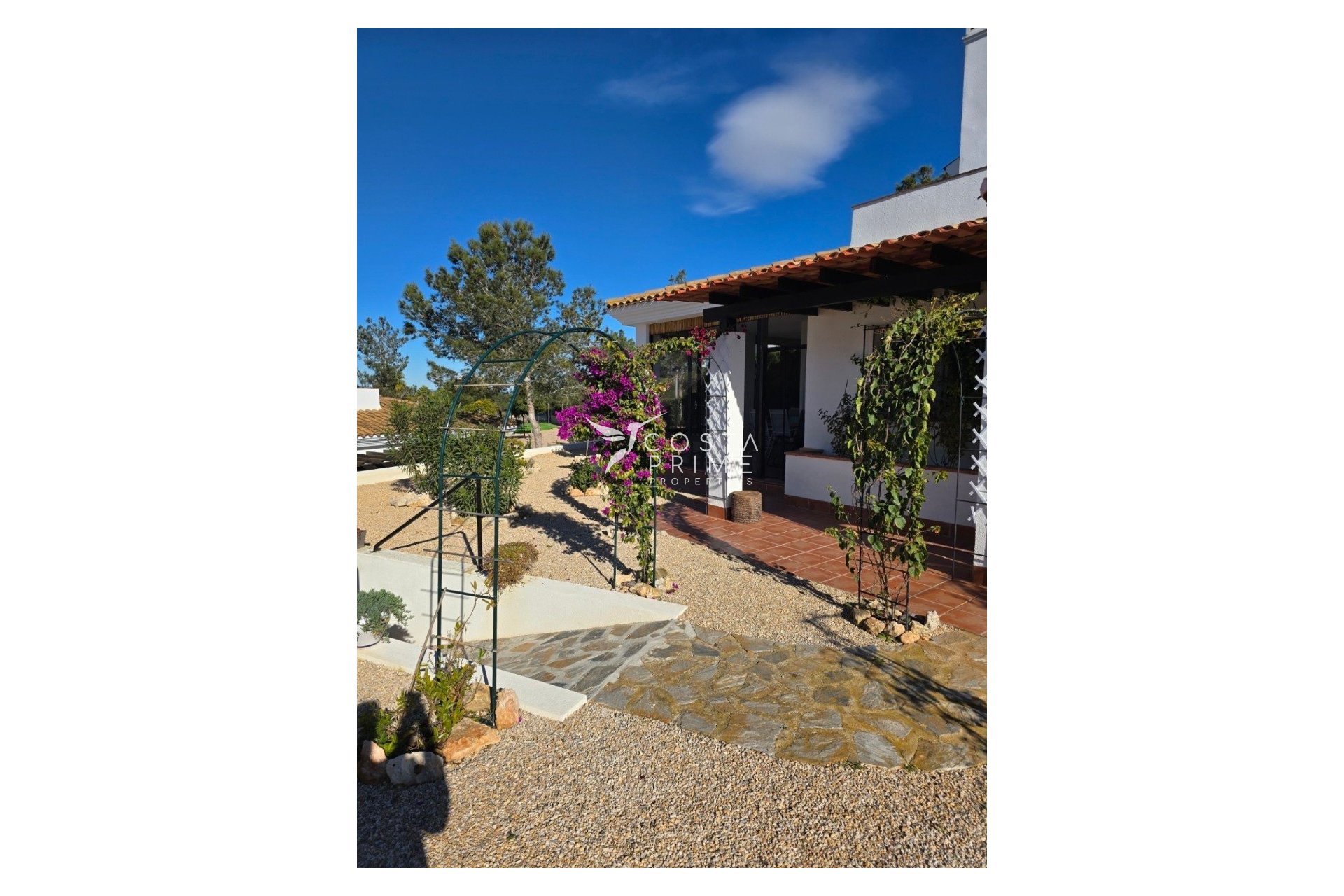Resale - Villa  - Fuente Álamo