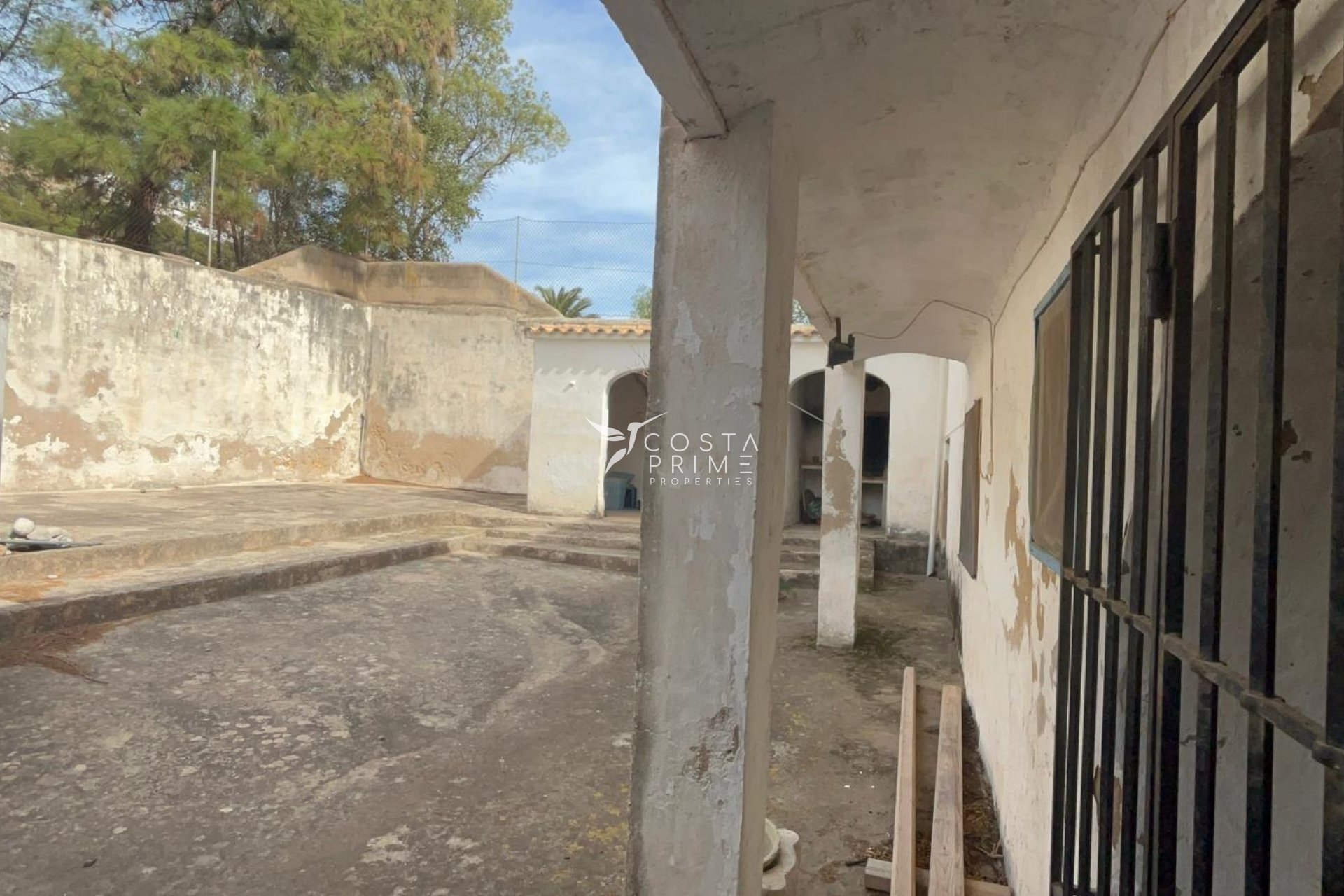 Resale - Villa  - Jávea