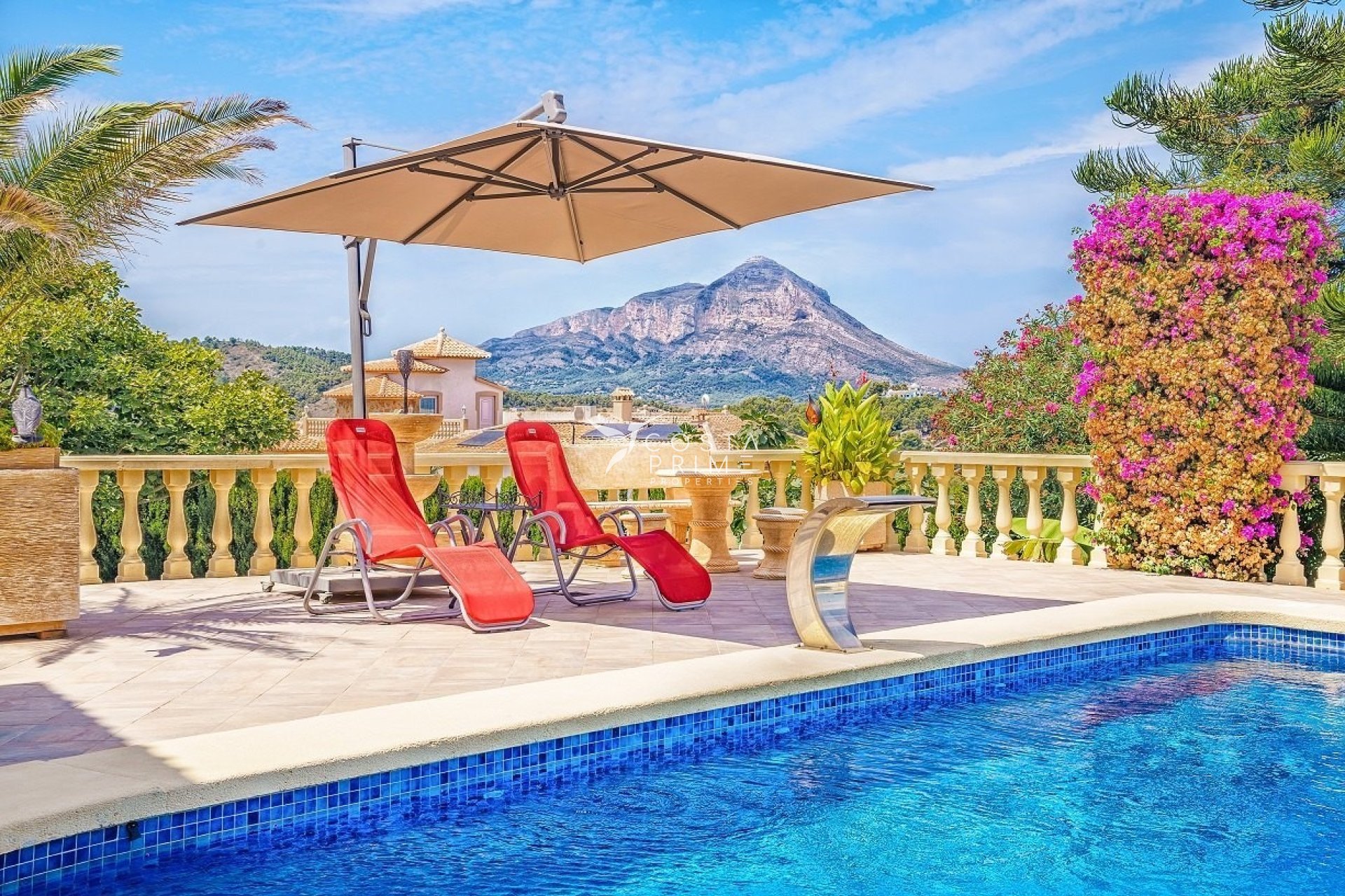 Resale - Villa  - Jávea