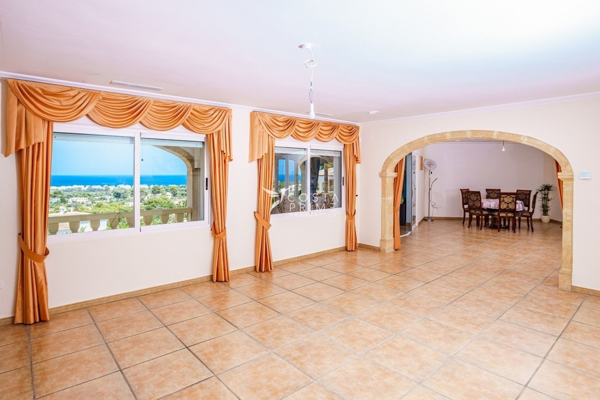 Resale - Villa  - Jávea