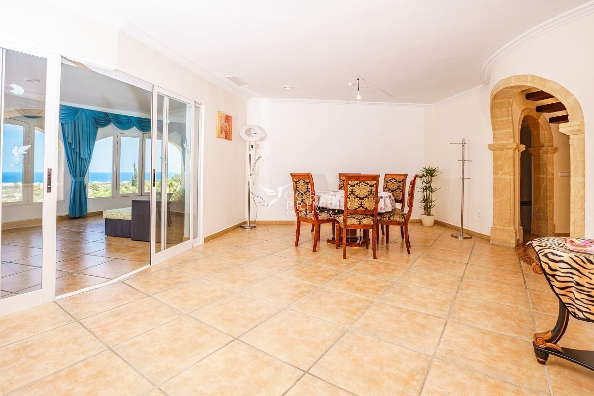 Resale - Villa  - Jávea